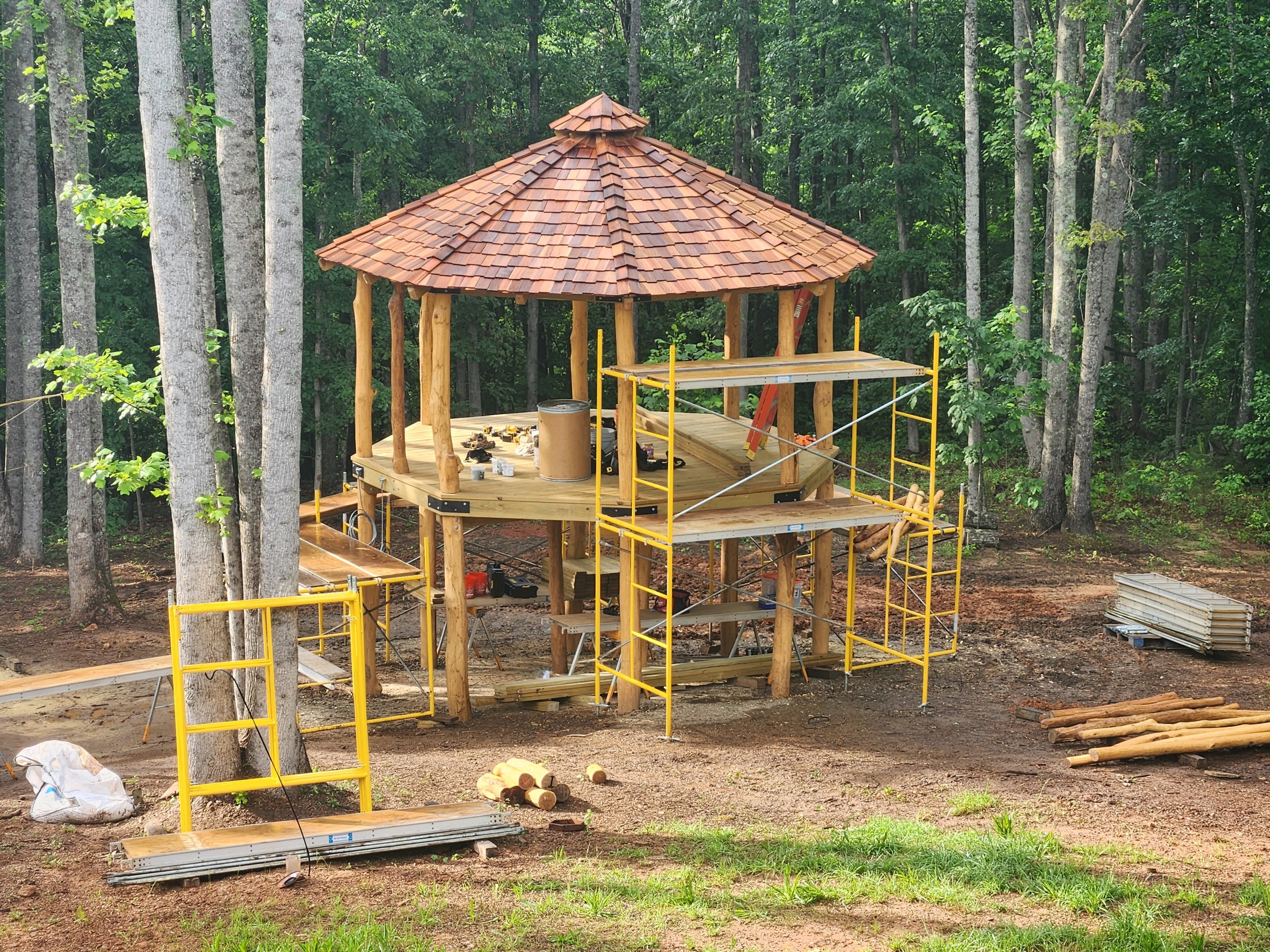 talking-rock-ga-custom-black-locust-playground-treehouse-gazebo-007.jpeg