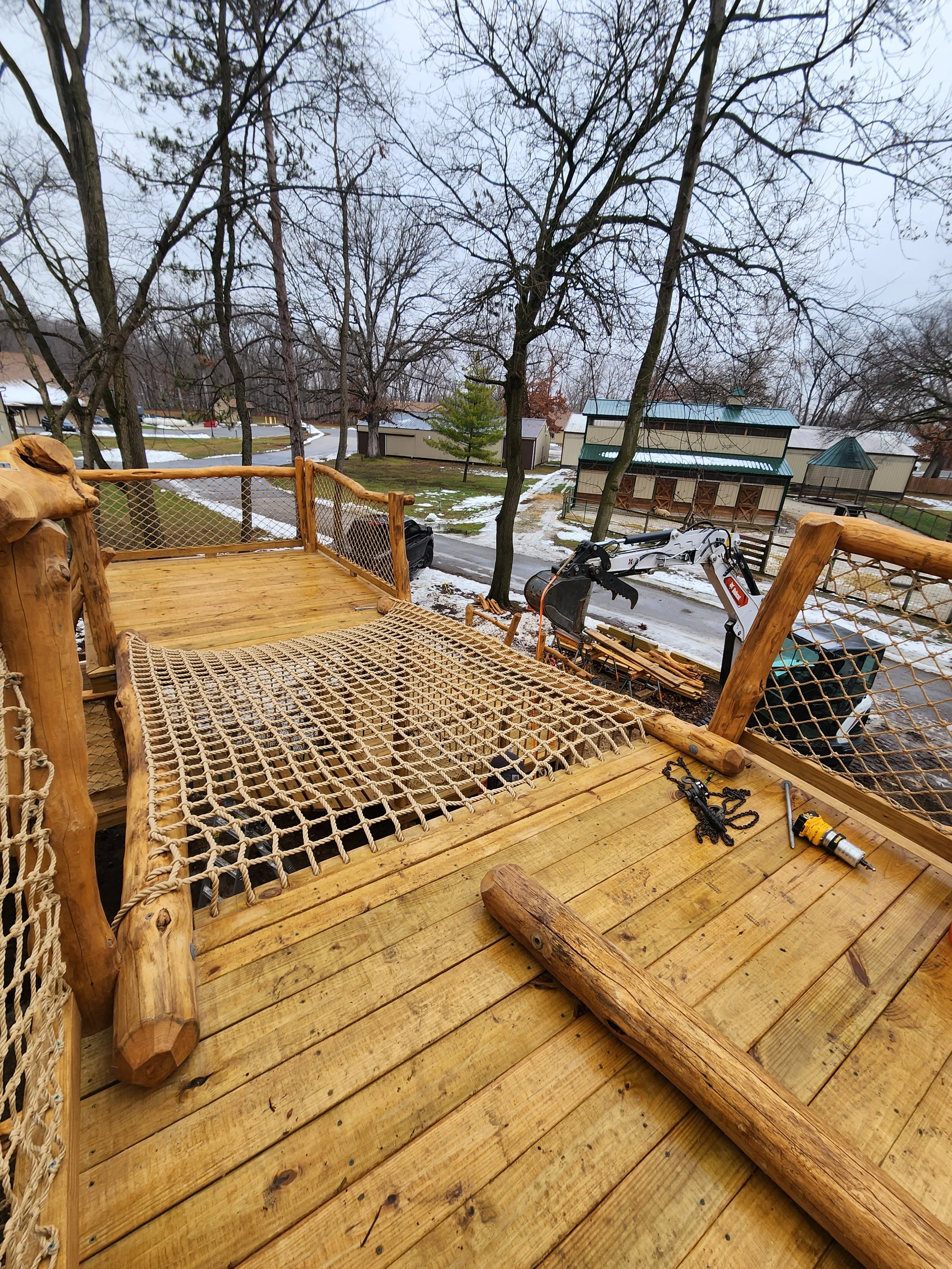 lafayette-in-custom-black-locust-playground-treehouse-skynet-006.jpg