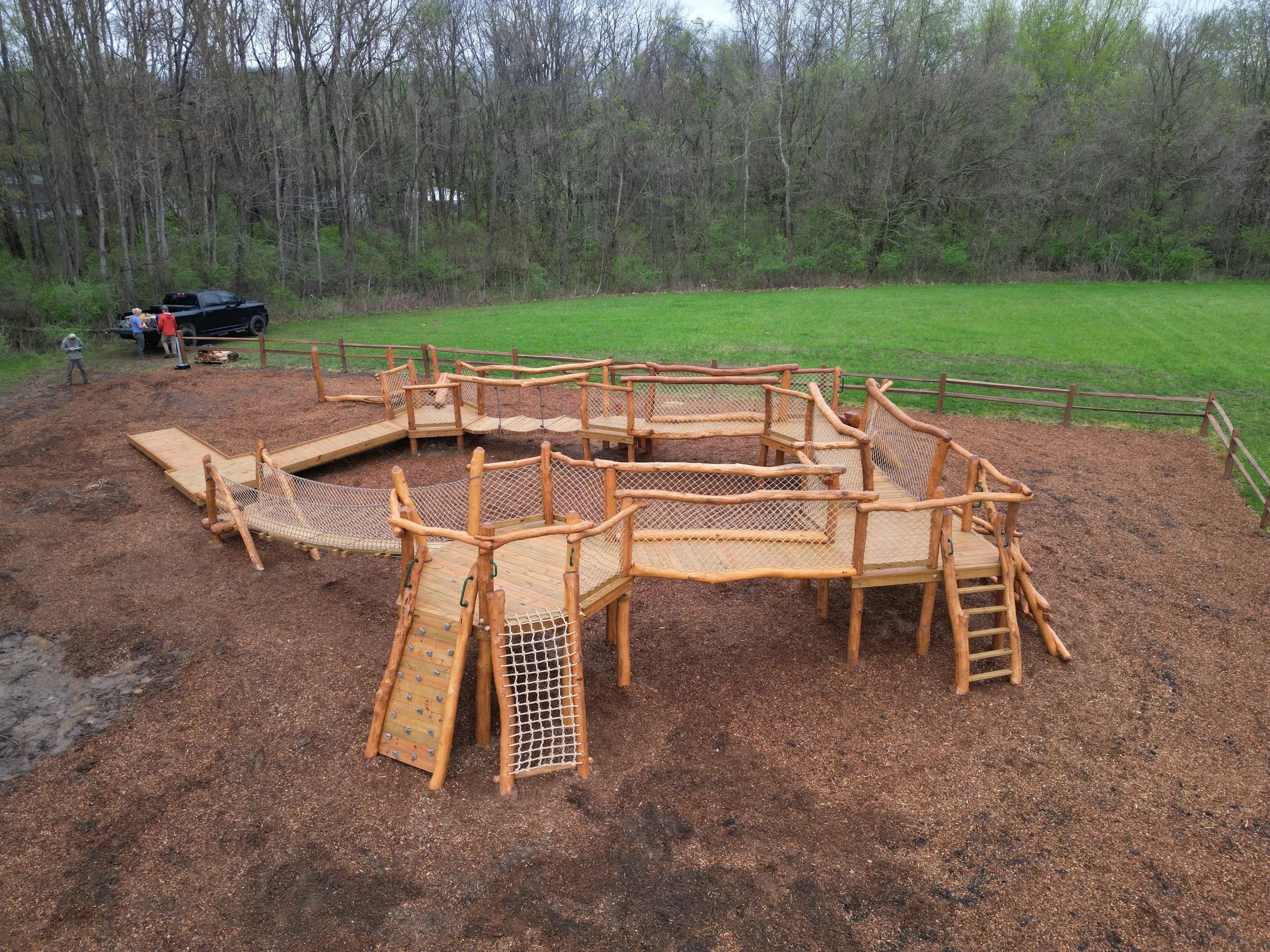 indianapolis-in-custom-black-locust-playground-treehouse-overview-040.JPG