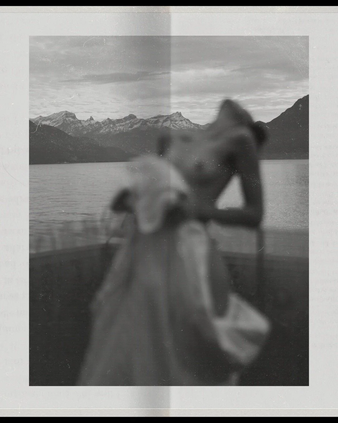 boudoir-figure-lake-mountains-switzerland.jpg