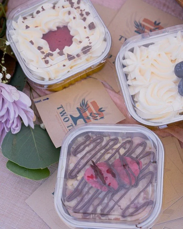 Visit us this weekend @tractorsupply from 9am-1pm. We will have some limited items 🍰 🍪 🍭. Message us for the details. DM for special orders 📧
#TSCFARMERSMARKET #farmersmarkets #pastry #elpaso #epeats #dessert