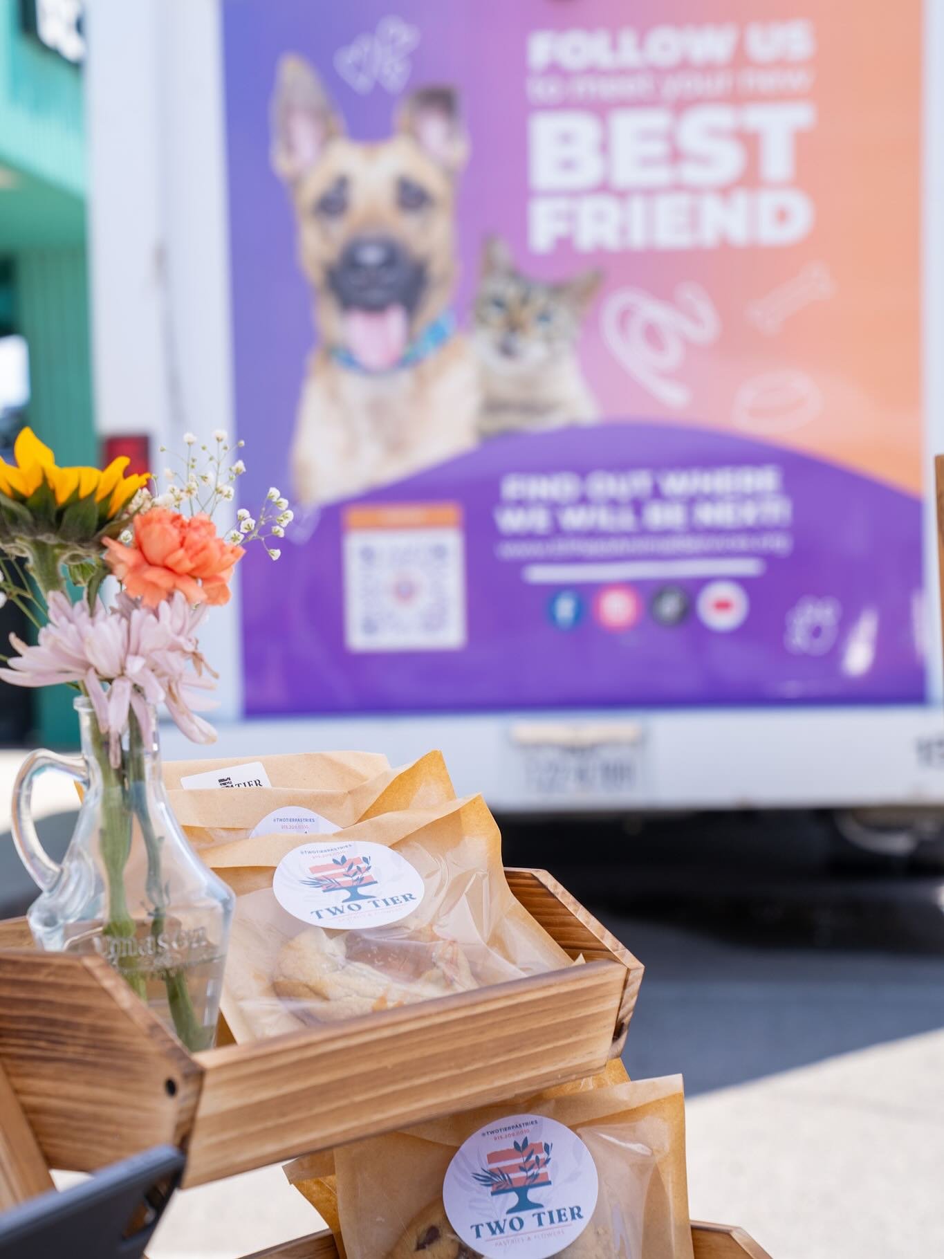 Thank you @barkmeownbeyond @epanimalsvc and @ktsmtv for a great event!

#elpaso #pastry #bakers #ep