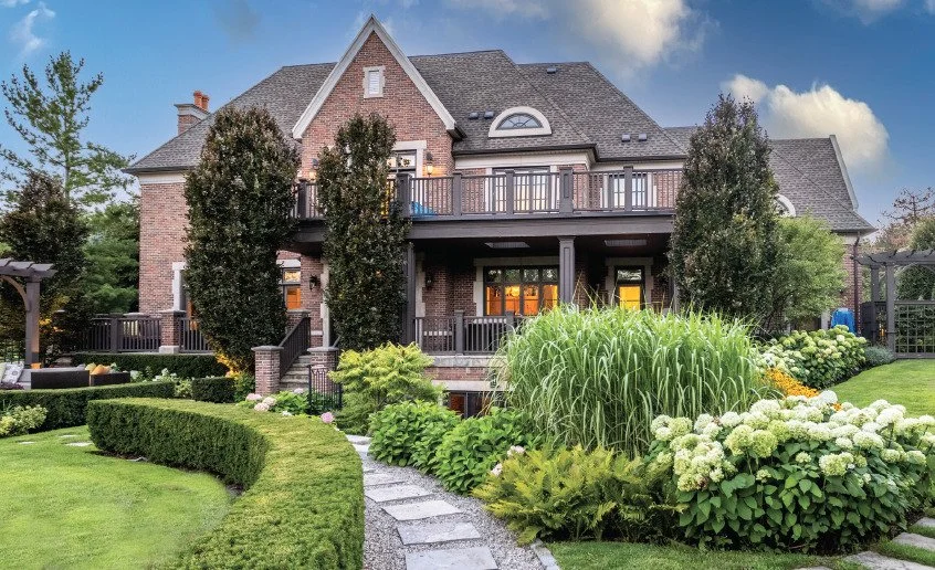 A Manor Made For Family