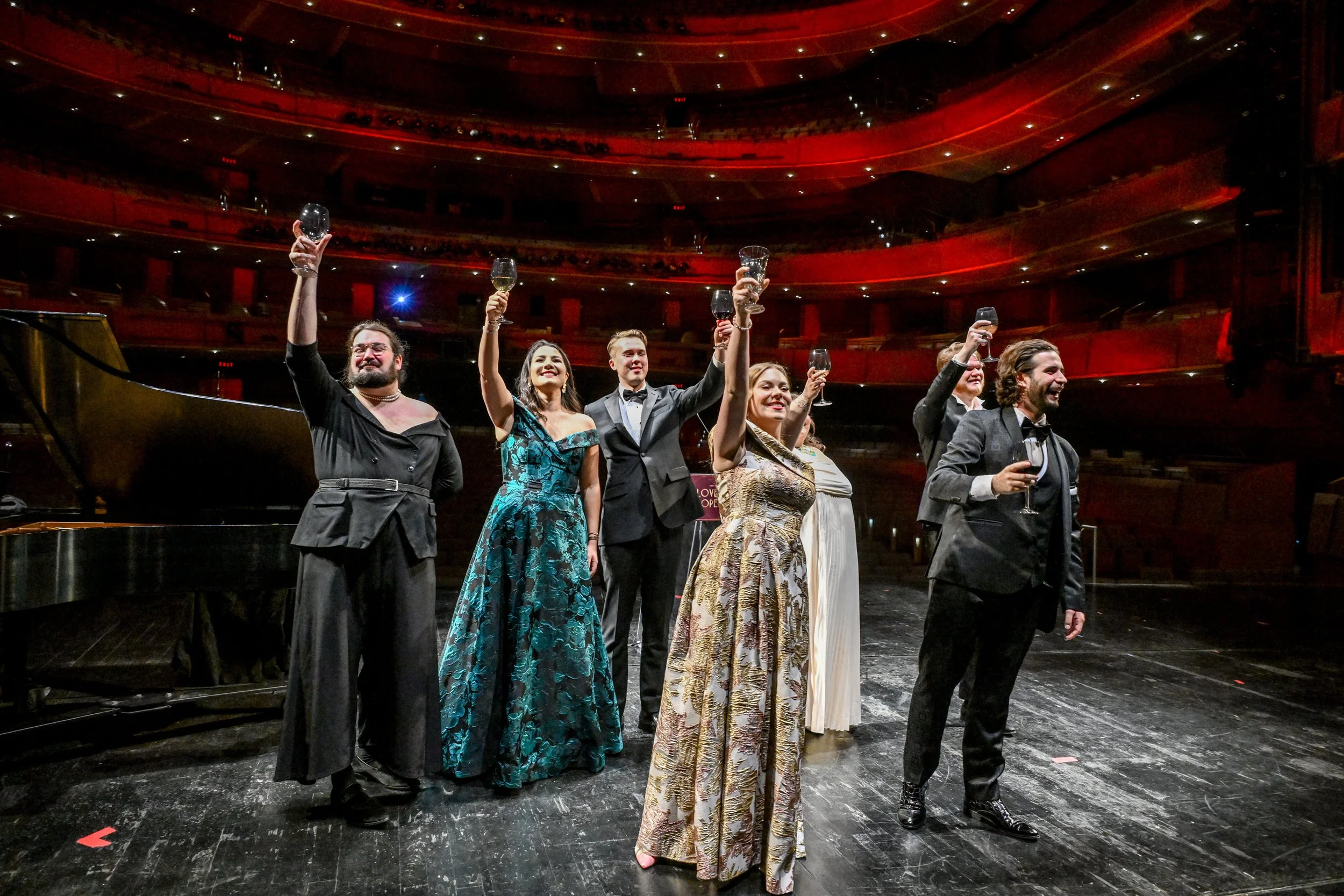 ENSEMBLE STUDIO ARTISTS IN PERFORMANCE AT THE CENTRE STAGE DINNER