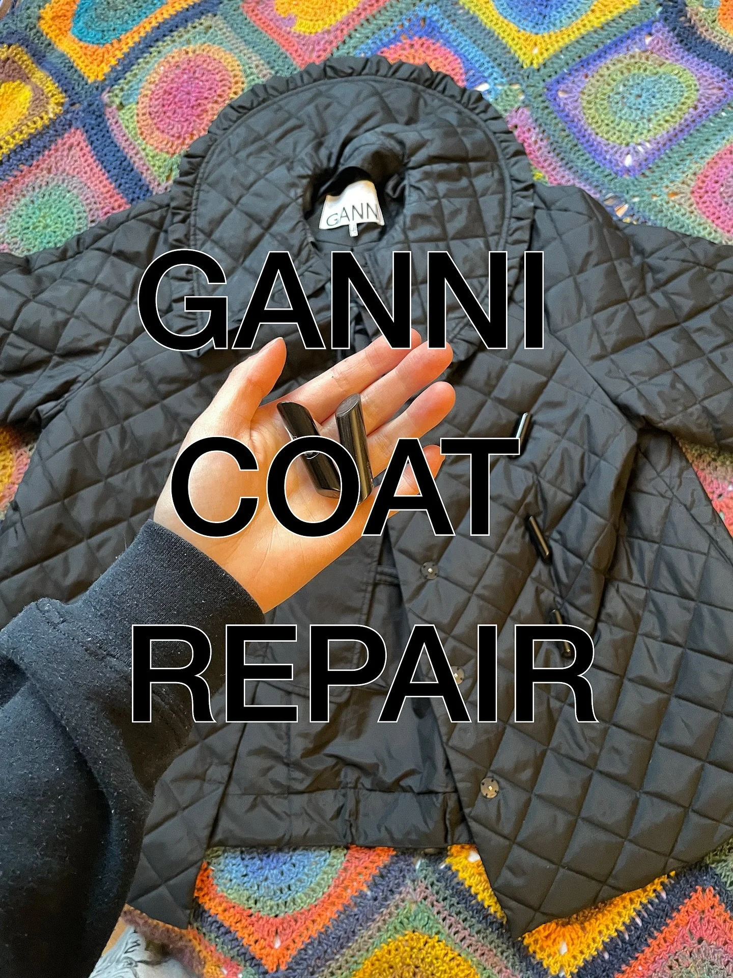 GANNI coat repair for the lovely @lucyroseford ✨ 

Re-stitched the toggles which had come loose, so Lucy can stay warm over the winter months :)

#clothingrepair #ganni #gannigirls #wintercoat #outerwear #slowfashion #ecofashion #circularfashionmovem