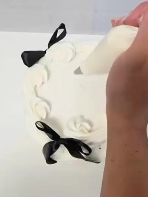 Feeling all the feels this weekend. 🥹💛 I&rsquo;ve had a little project baking in the background, and we&rsquo;re getting so close to sharing it.

Only 2 more days until the surprise drops&hellip;
What do you think it is? 

#ChantillyCakesEP #ElPaso