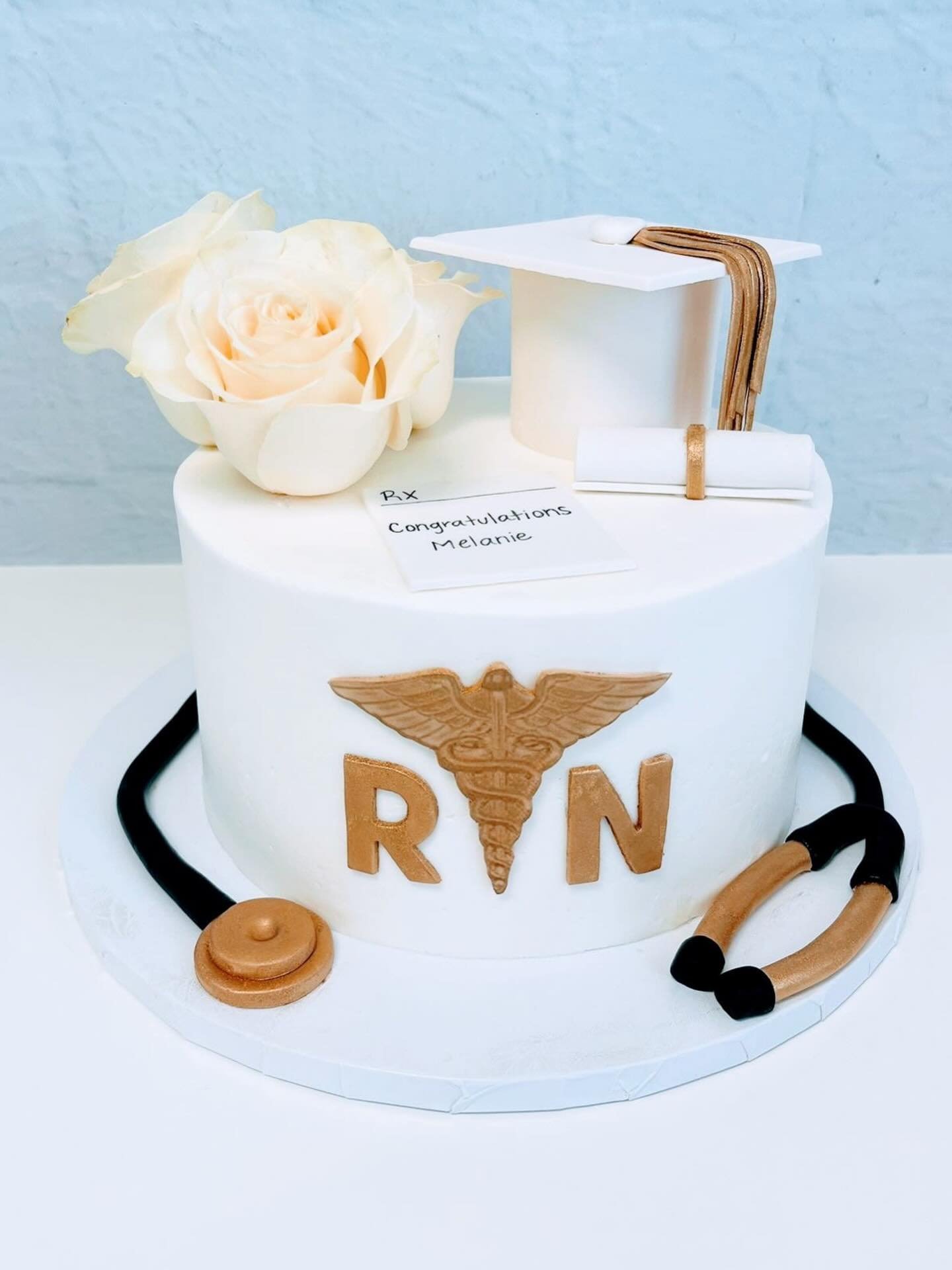 From simple and elegant to bold and detailed, every graduation cake tells a story 🎓✨
Celebrating RN grads, finance majors, theater graduates, and all the hard work behind every degree. Congratulations to the Class of 2025&mdash;we&rsquo;re so happy 