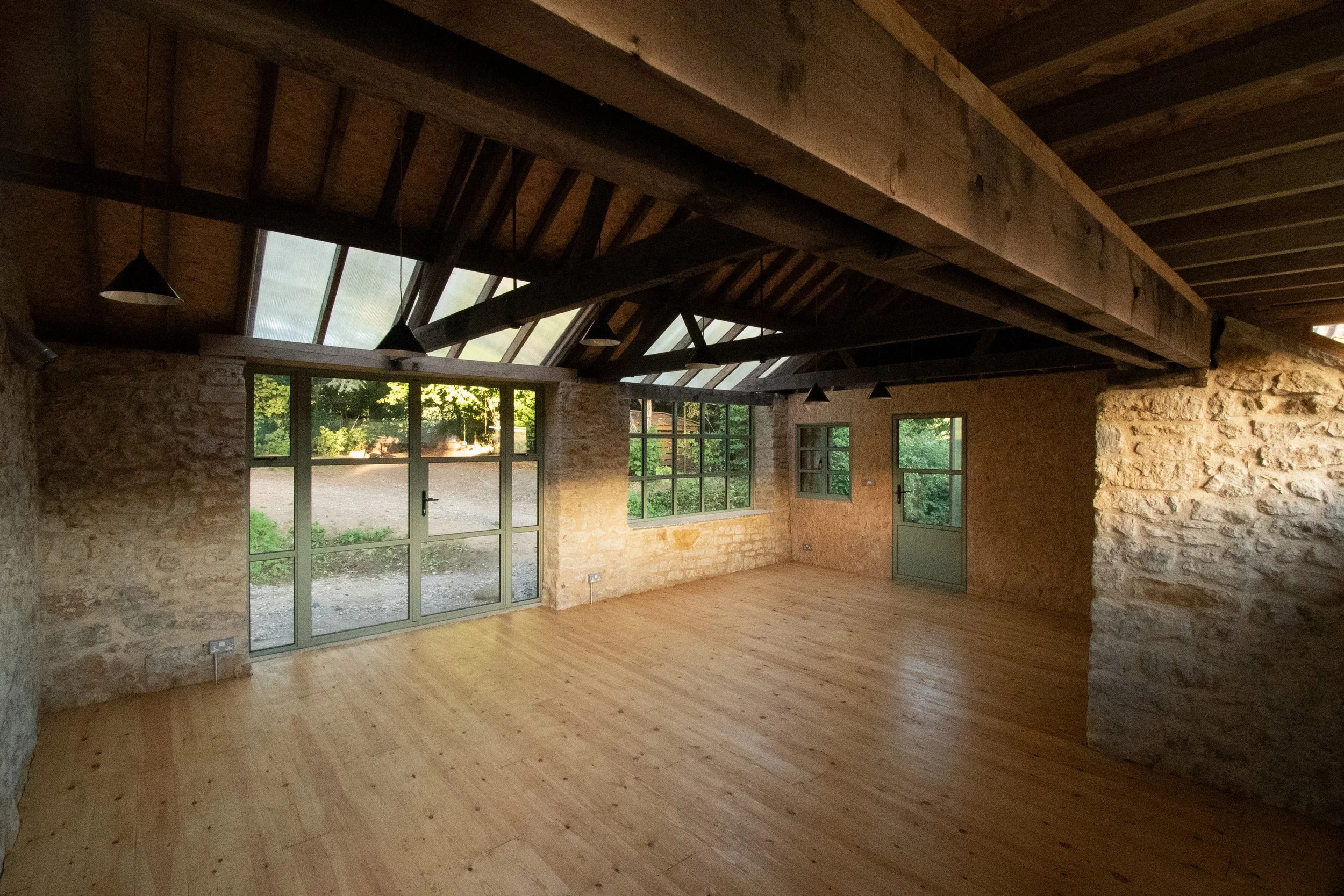 WIDE ANGLE TOWARDS WINDOW.jpg