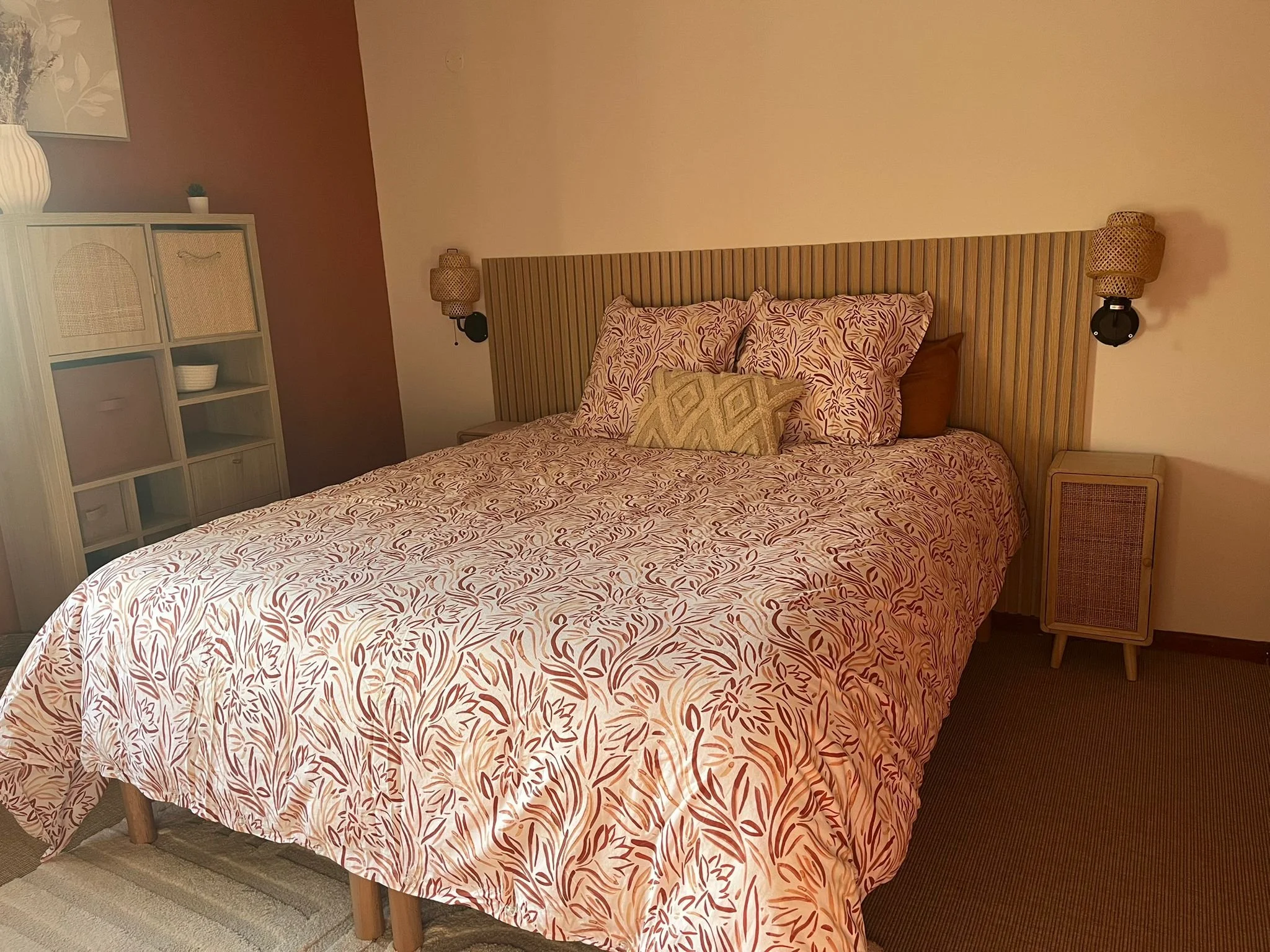 Lit double - la source.jpeg