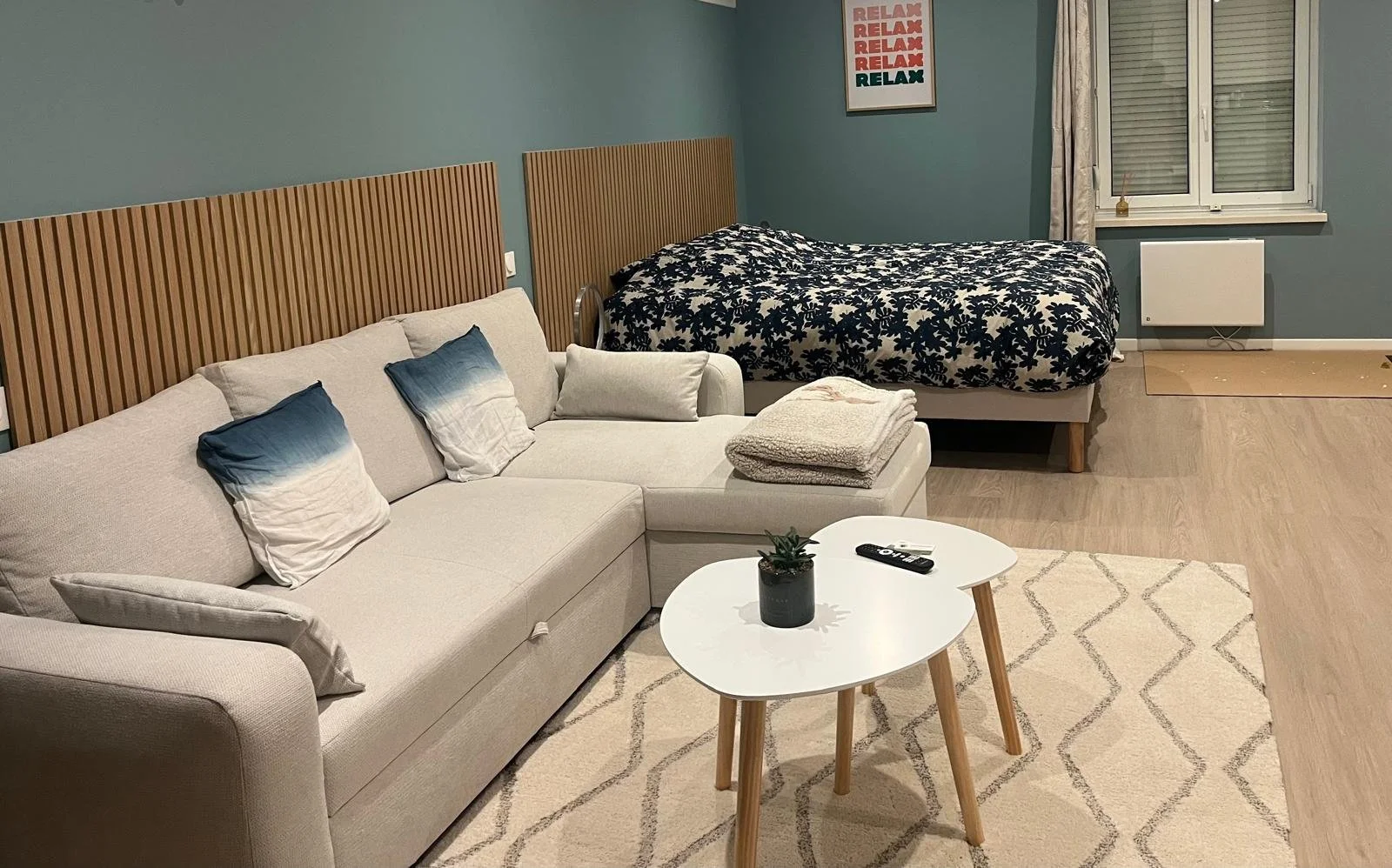 studio salon lit.jpeg