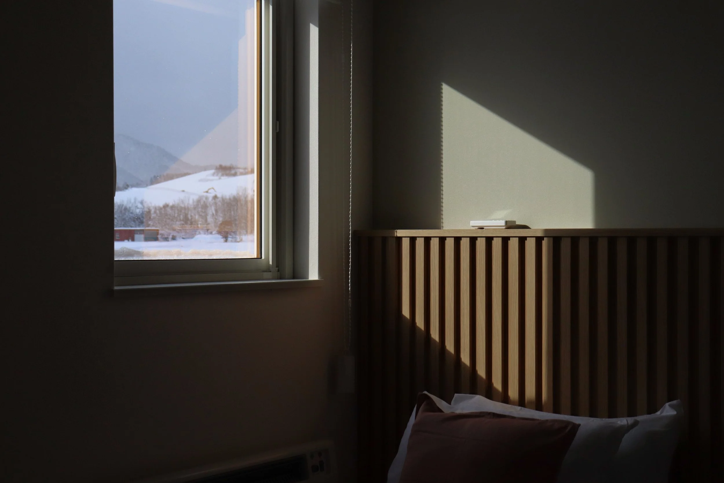 bedroom-window-detail.jpg