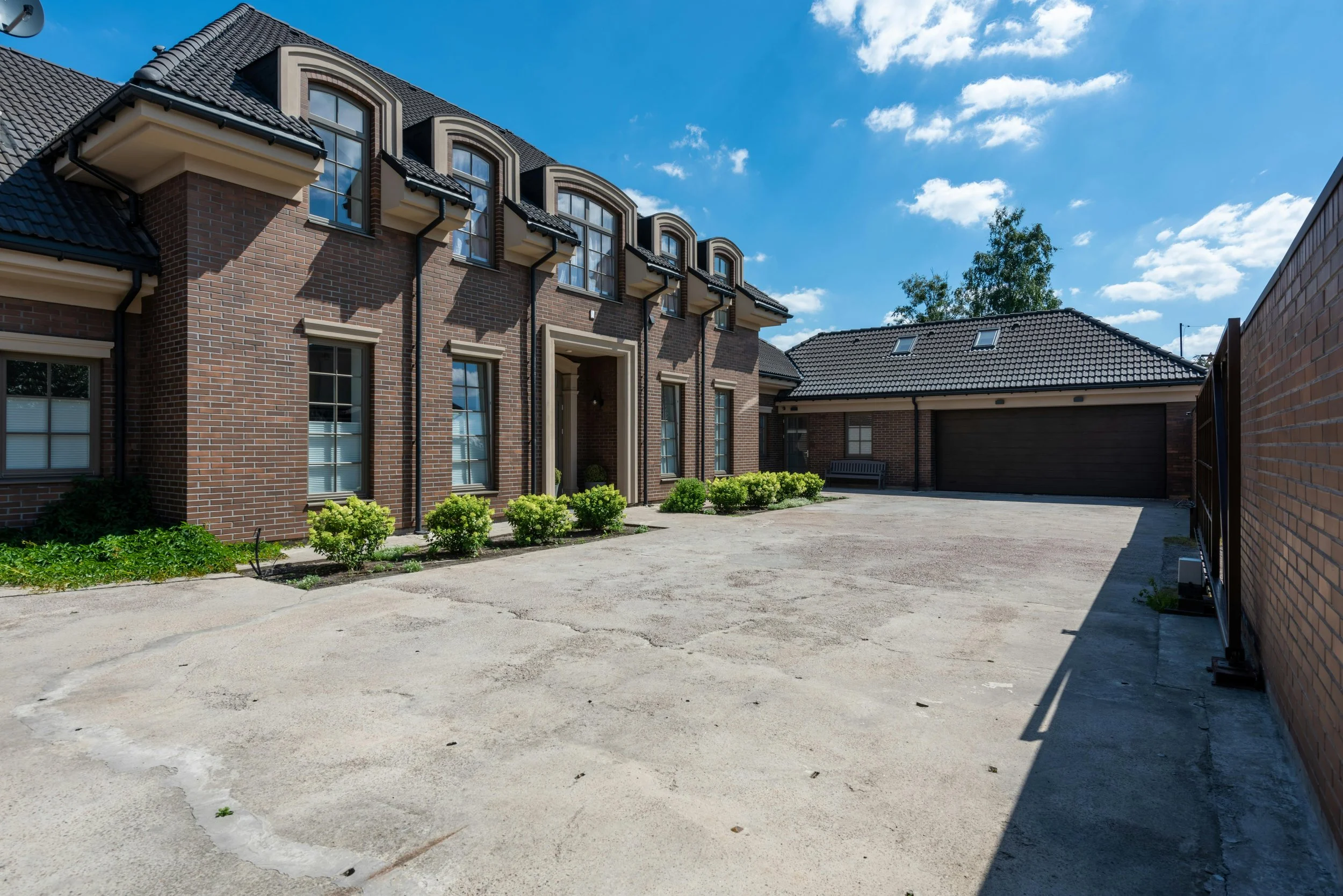 ⬆️ Why Your Driveway Is Sinking—and How Concrete Lifting Fixes It Fast