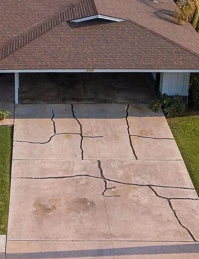 🏠 Cracked Driveways in Laurel? What You Need to Know Before Repairing