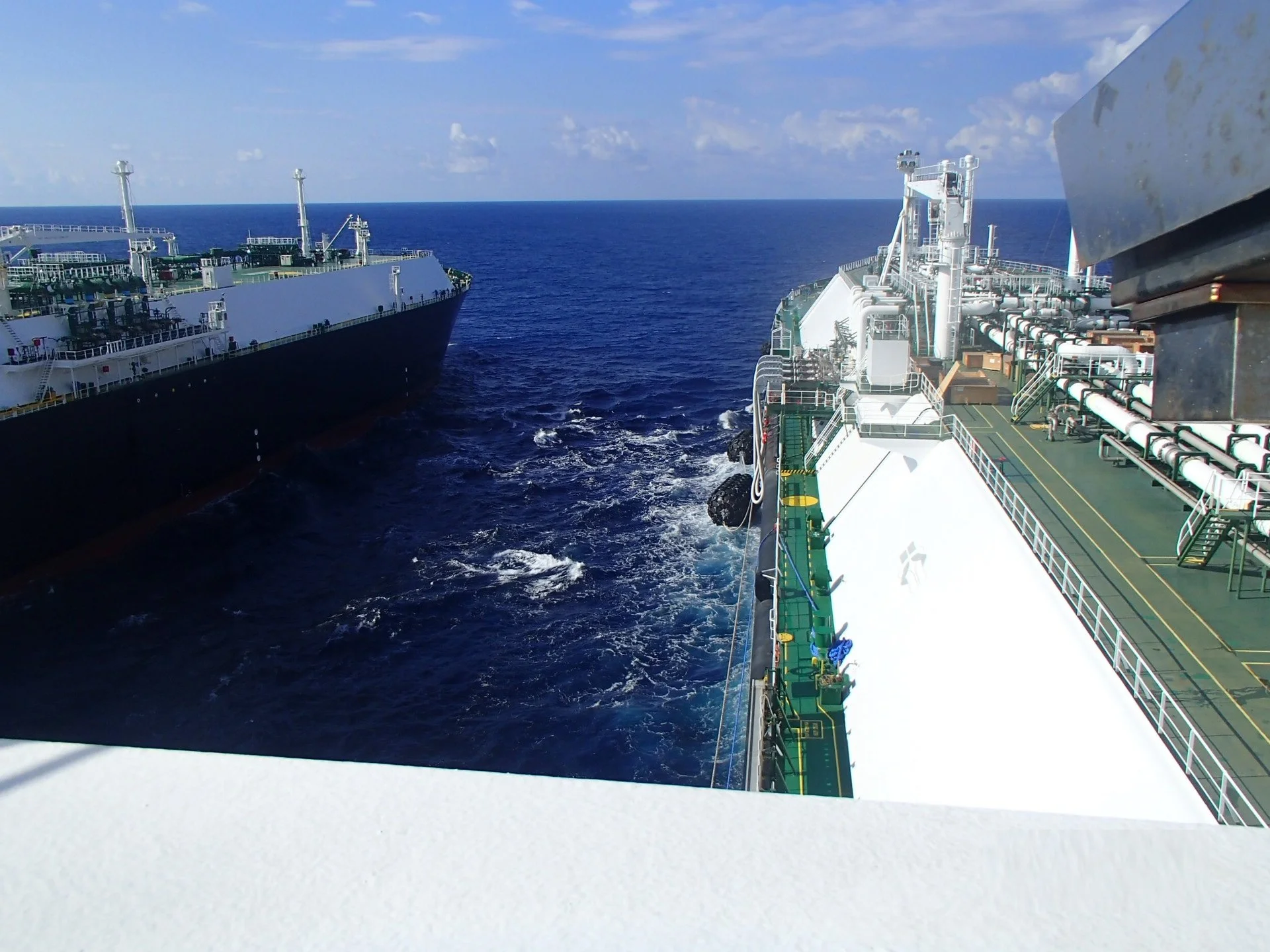 STS LNG Underway  (3).JPG