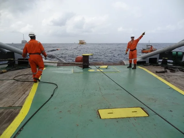 Various work on 20 inches floating hoses (24).JPG