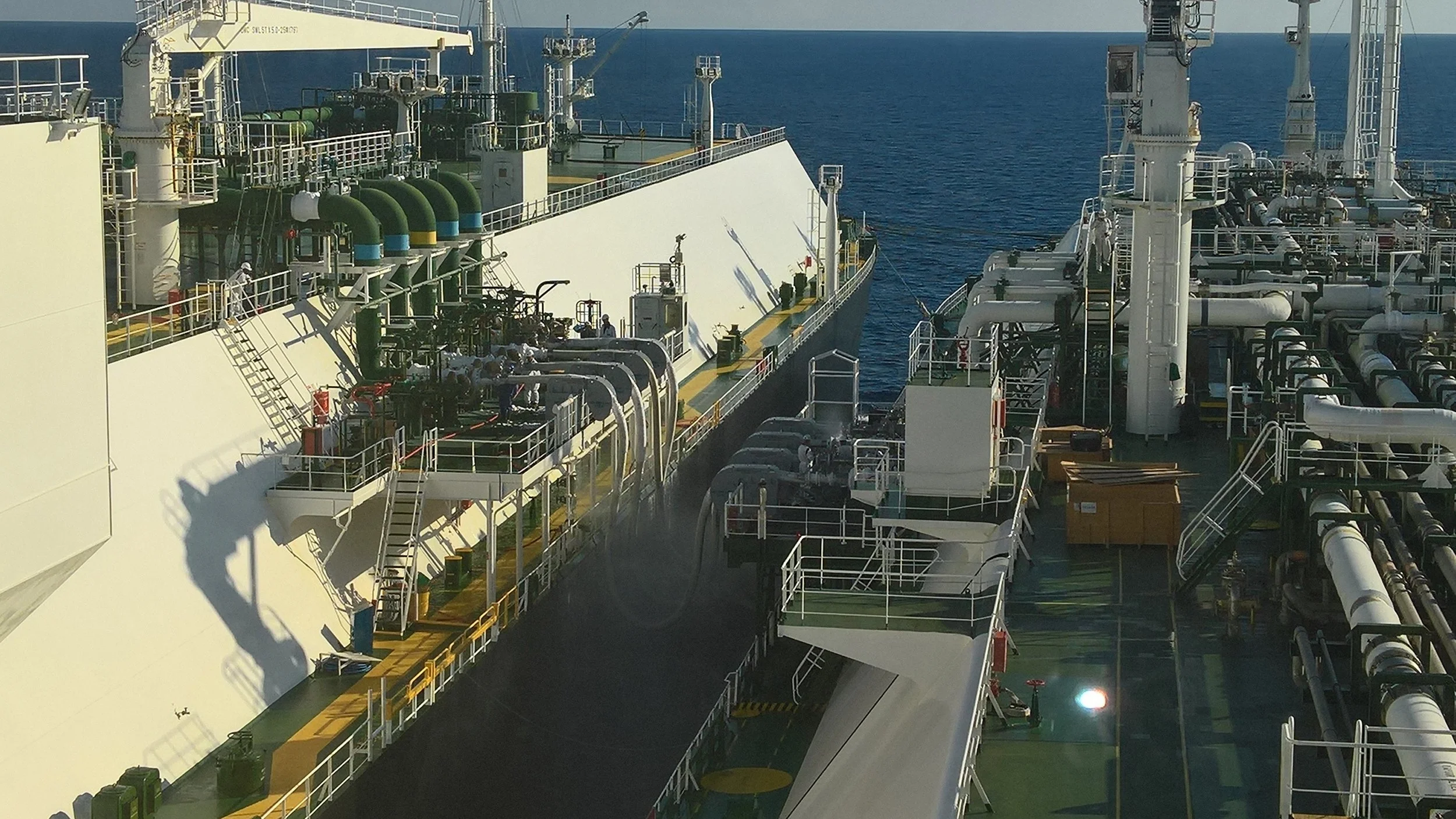 STS LNG Underway  (1).jpg