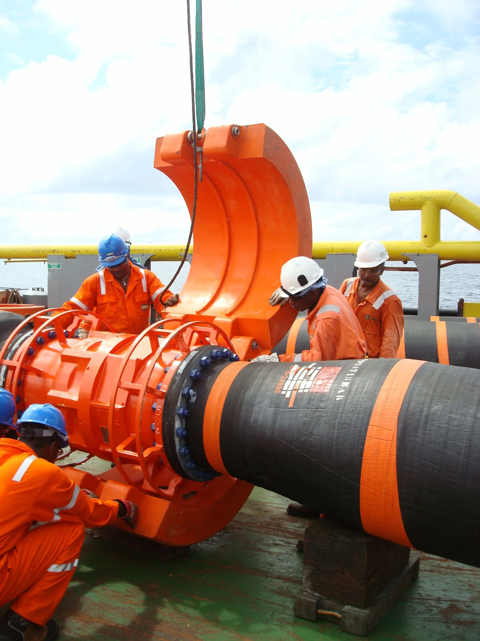 20 inches floating hose assembly  (10).JPG