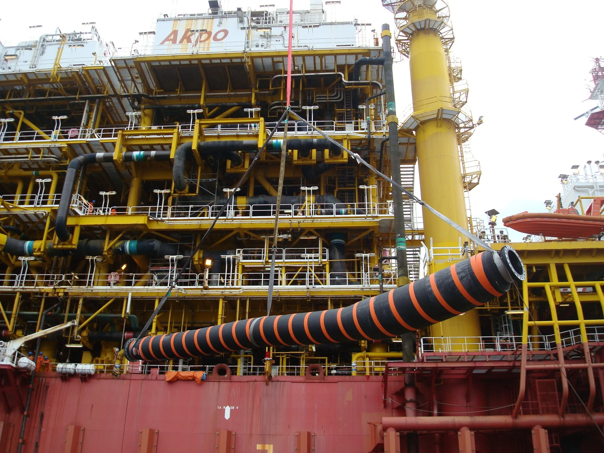 20 inches floating hose assembly  (3).JPG