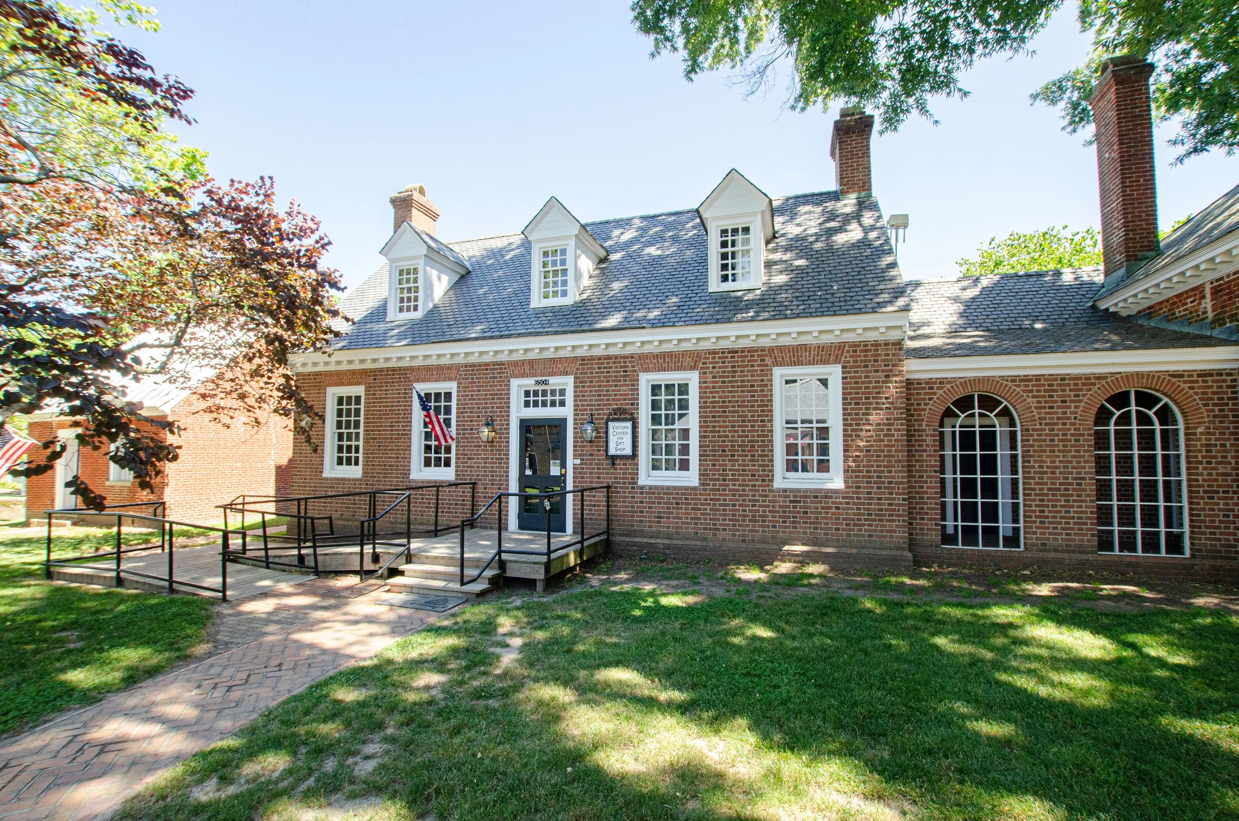 Gloucester Colonial Courthouse 