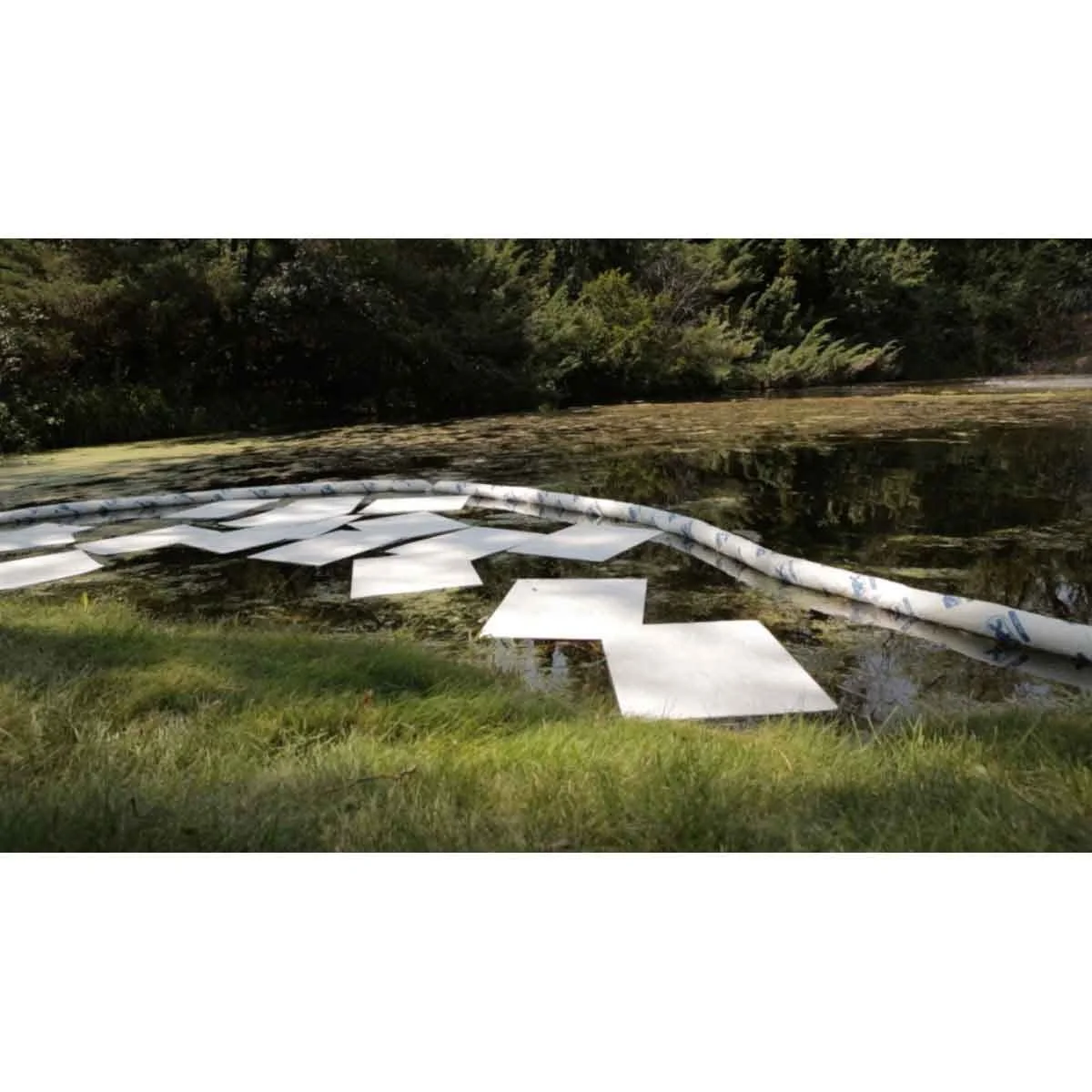SPC100 Oil Absorbent Pad (3).jpg