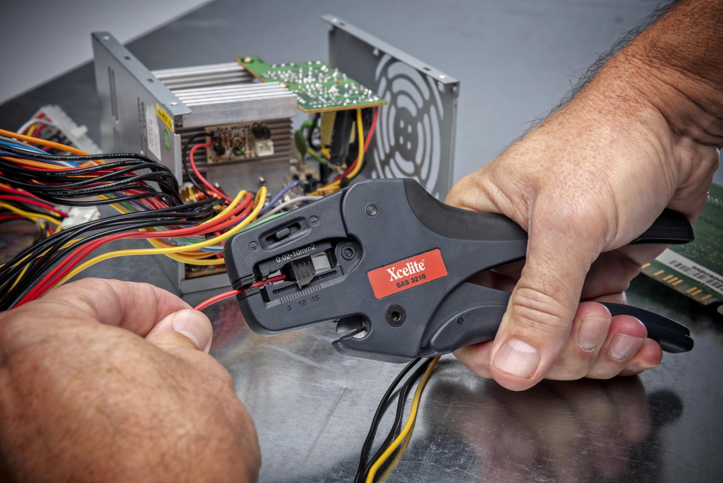 SAS3210 Weller Tools.jpg