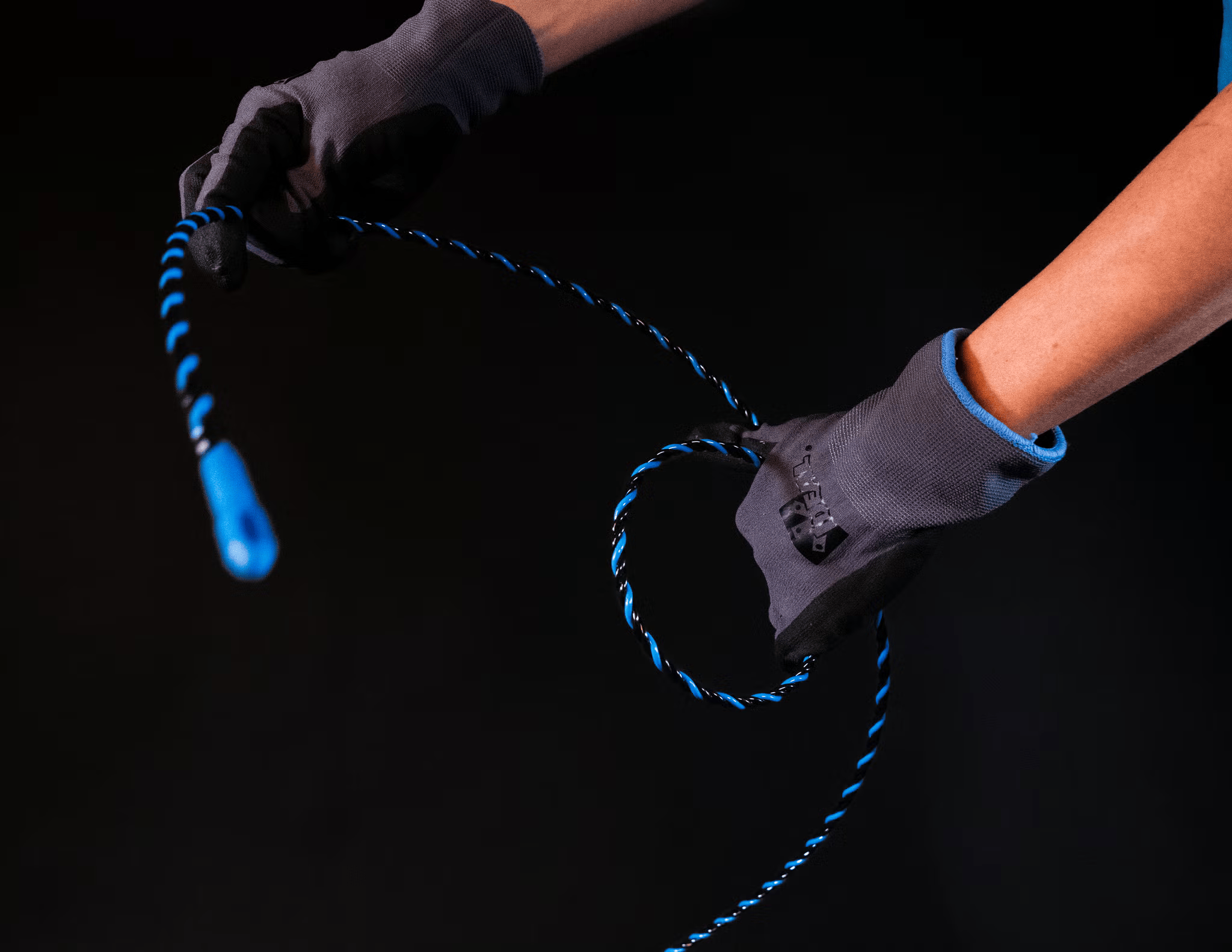 Helix Fish Tape Application Shots (1).png