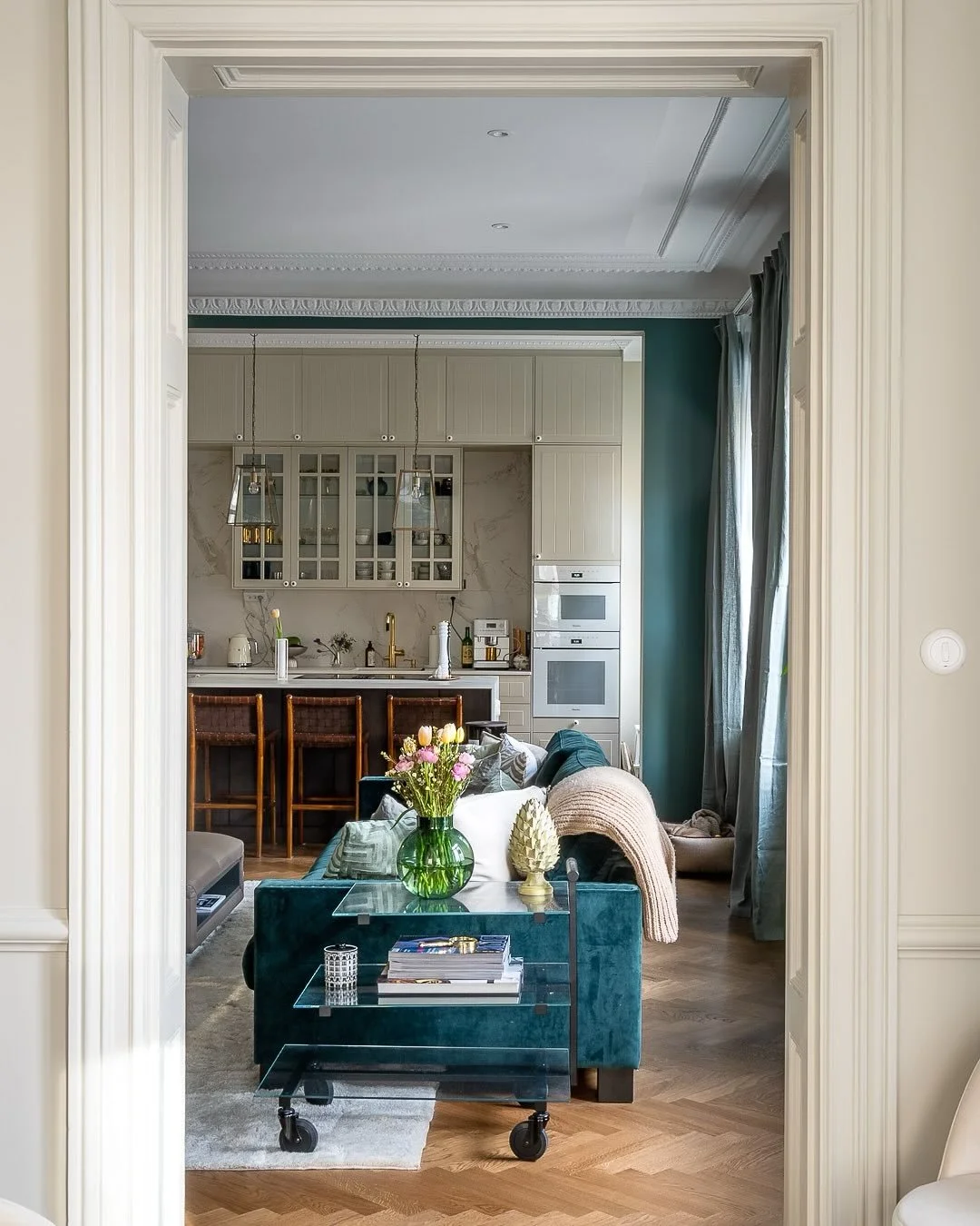 Totalrenovering av en h&auml;ftig sekelskiftesl&auml;genhet i Vasastan 🏢🛠️