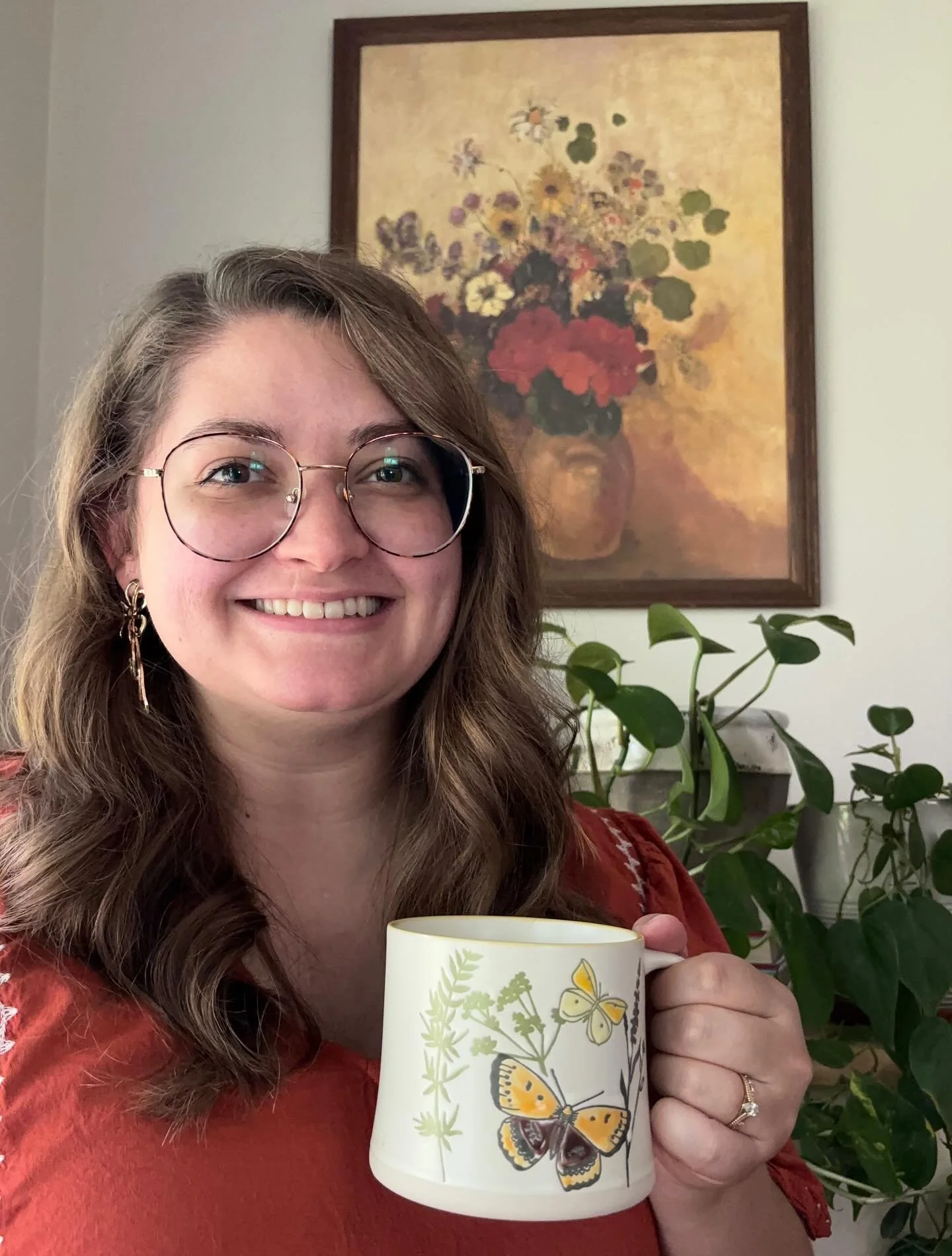 Hi! I&rsquo;m Lauren! 👋

Words often used to describe me: warm, empathetic, and a good listener. I am here to hear you and work at your pace towards mental wellbeing. I love to encourage people to embrace their strengths and celebrate their progress