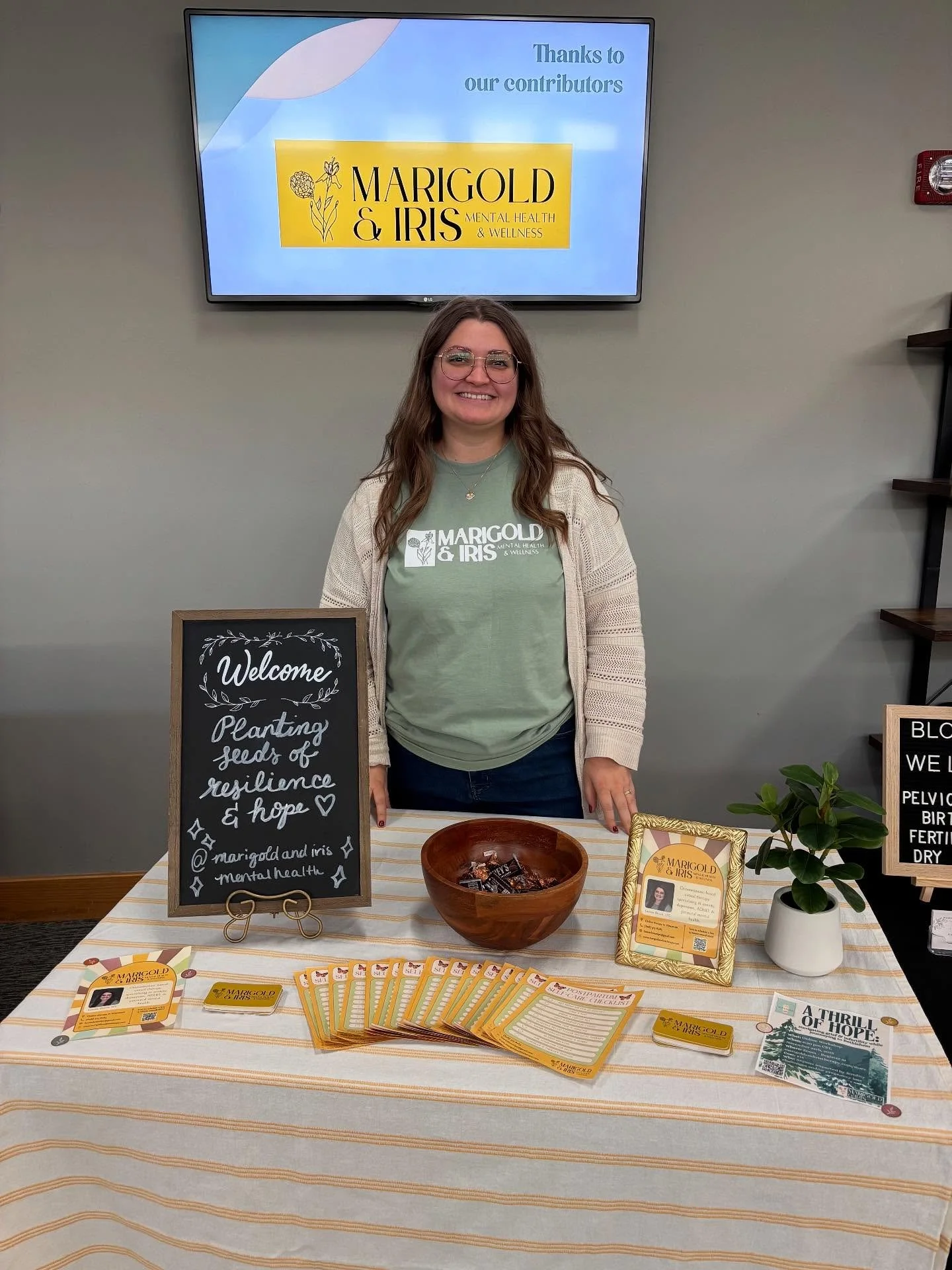 It was such a beautiful day connecting with moms and other local businesses! @essencefamilychiro thank you for all your hard work on Nest &amp; Nurture and for letting me be a part of it! ✨🌿