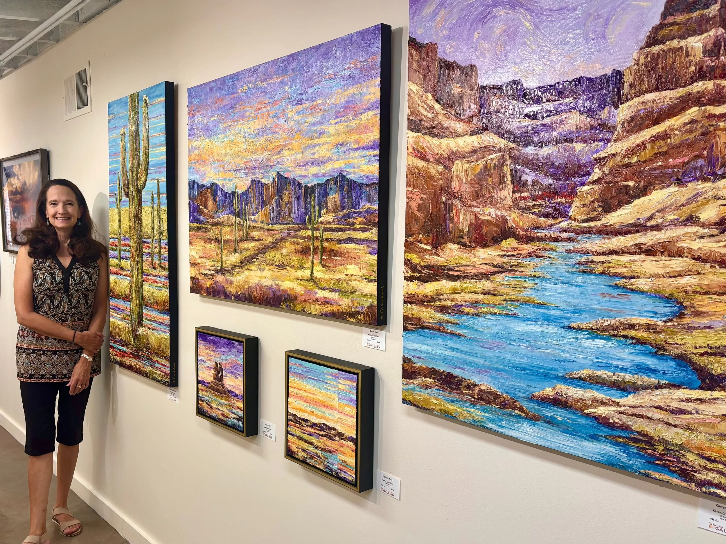 Karen exhibiting her work at The Finer Arts Gallery in Cave Creek, Arizona
