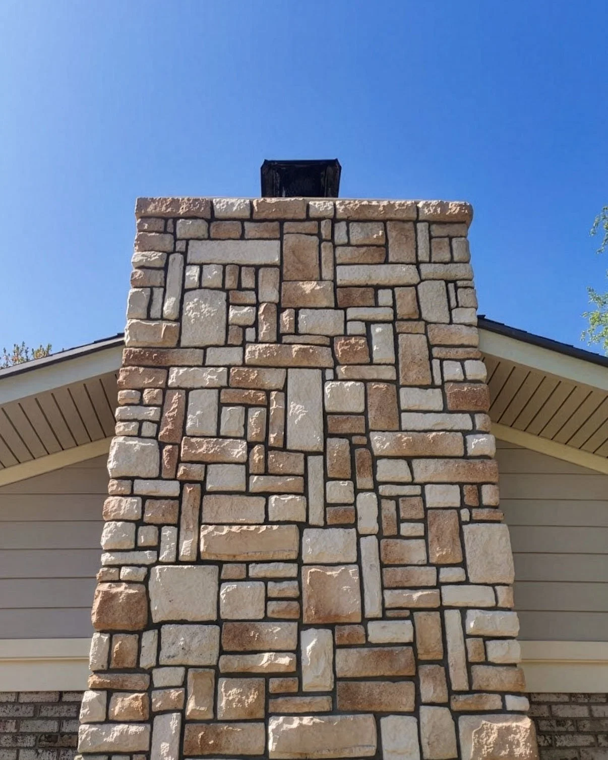 dbg-projects-stone-facade-chimney-1.jpg