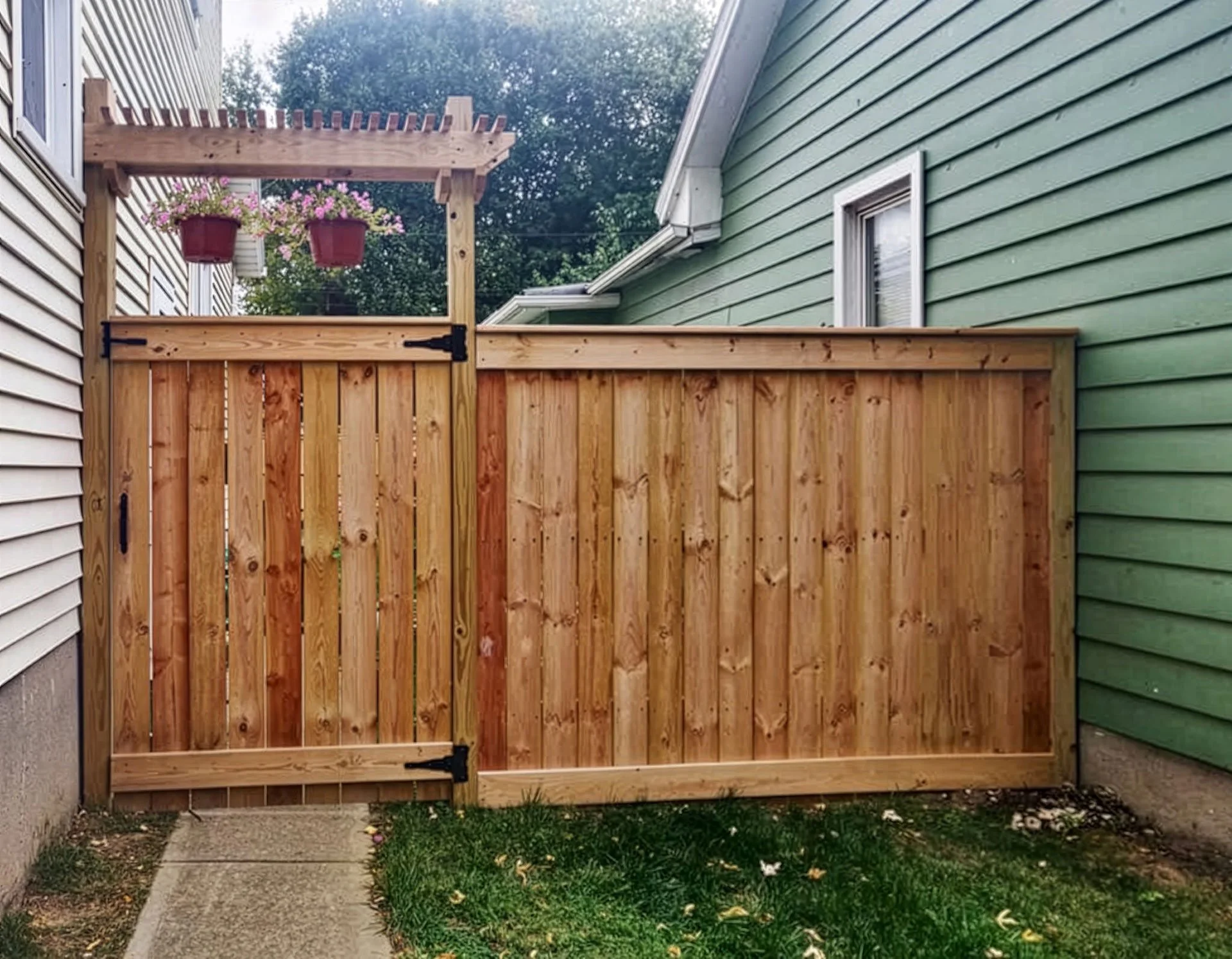 dbg-projects-fence-1.jpg