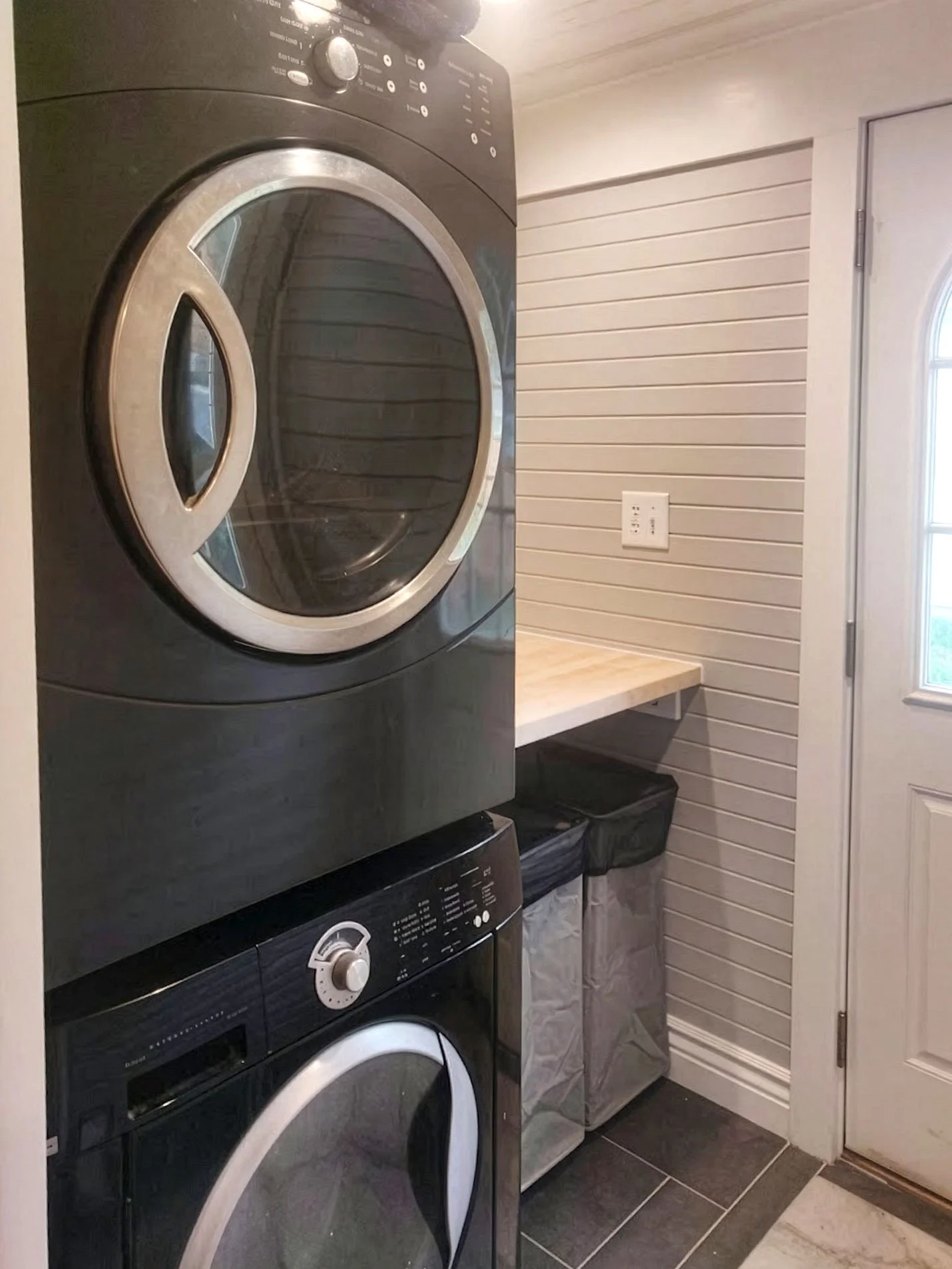 dbg-projects-laundry-room-stacking-wd-1.jpg
