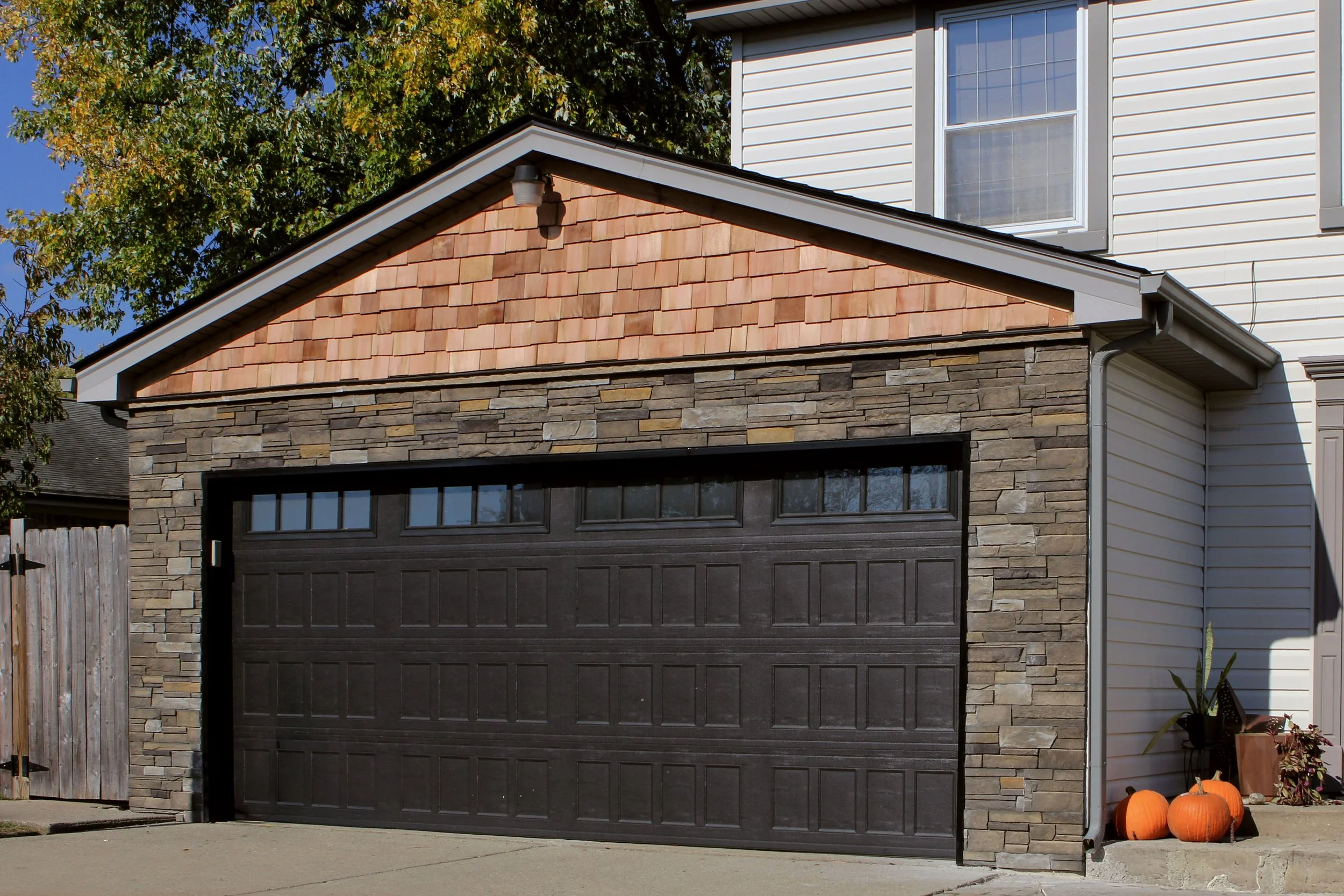 dbg-projects-garage-cedar-stone-facade-1.jpg