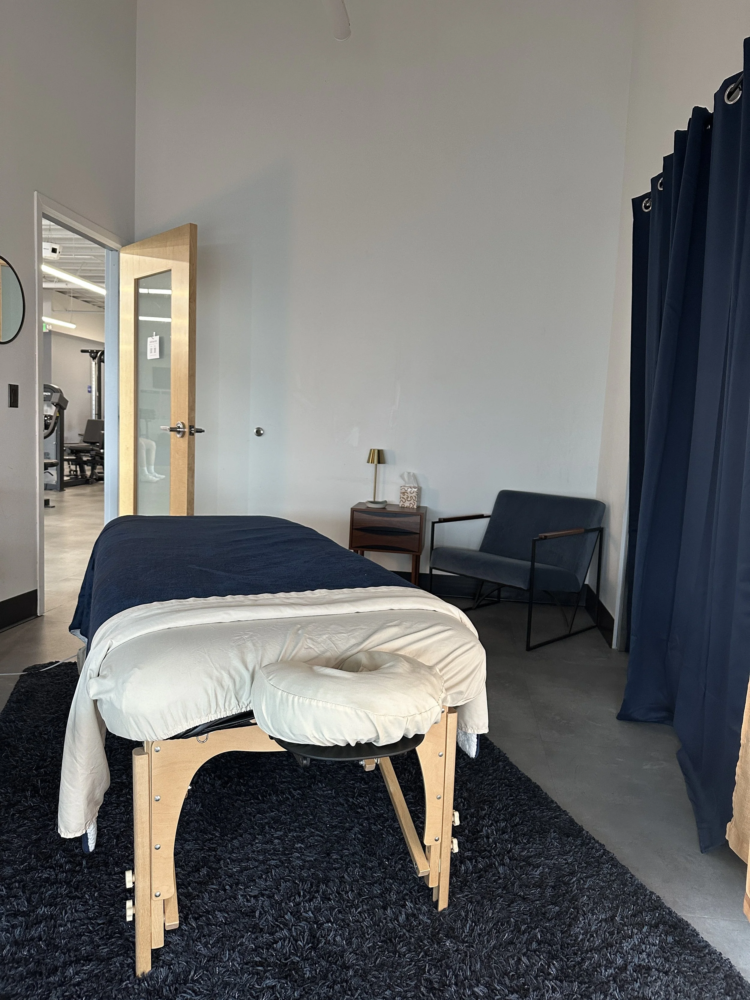 rachel’s massage studio space
