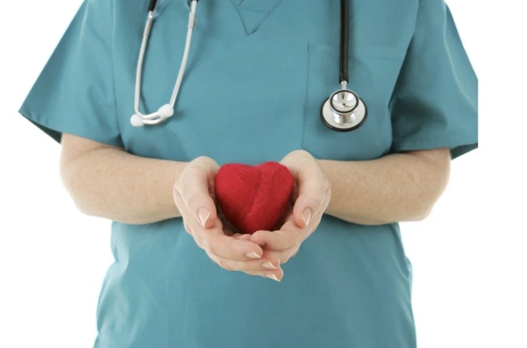 Devenir infirmière indépendante à domicile en Belgique : le guide complet