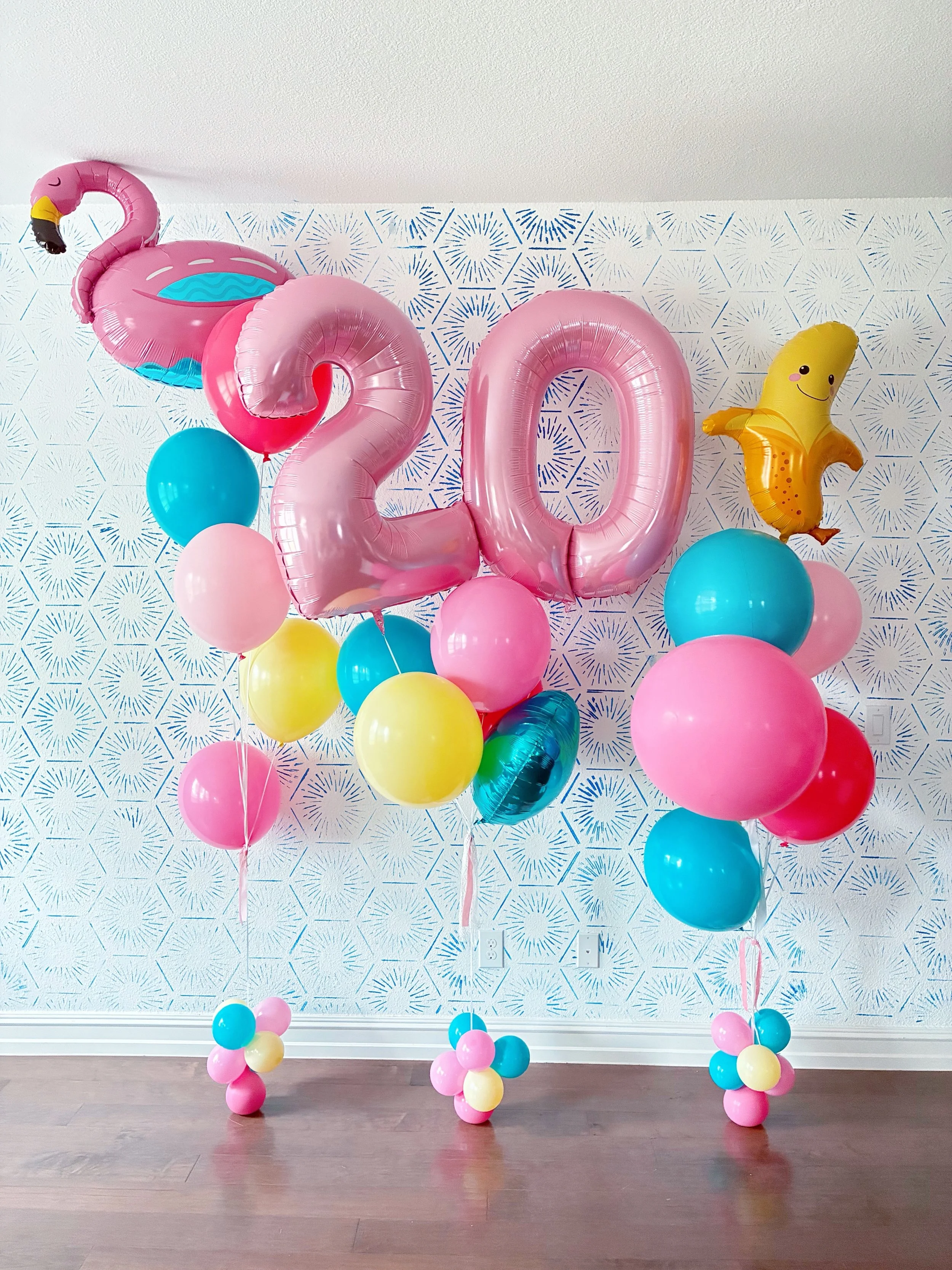 🦩 🩵 Birthday Balloons 🎈 Bougie style.  #heliumballoons #fortworthbirthdayballoons #summerballoons #bougieballoon
