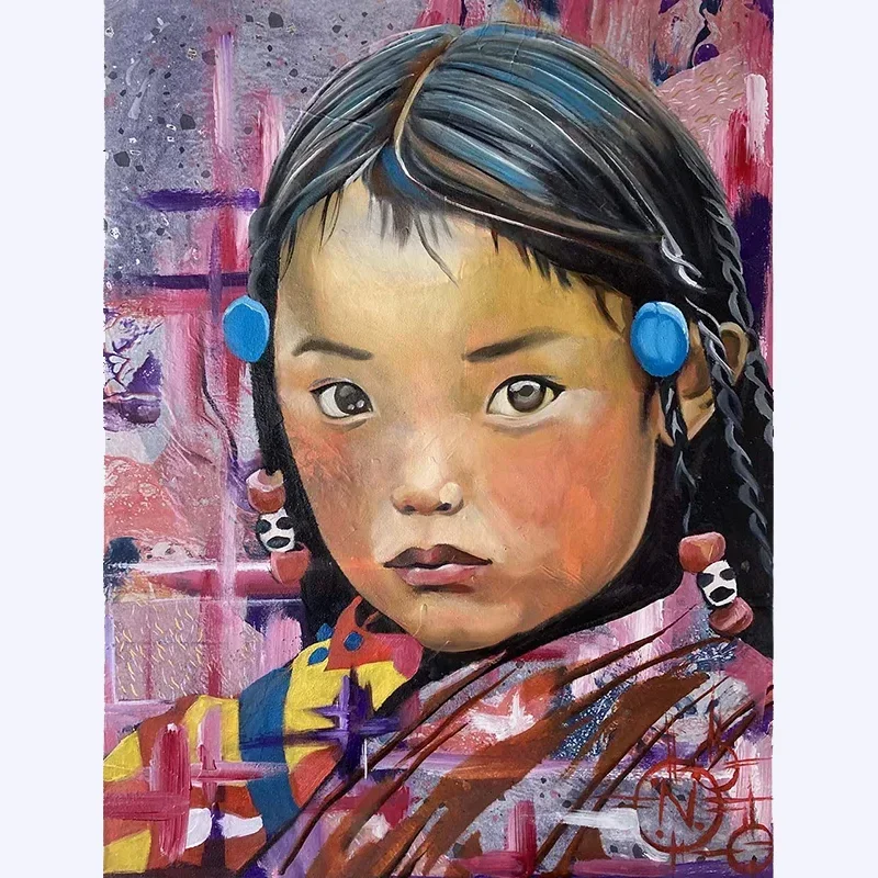 Petite-tibétaine-portrait-voyage-huile-et-collages-sur-toile-natacha-zenatti.webp