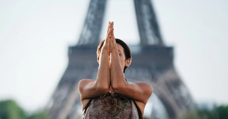 Yoga en Française avec Le Franco Club