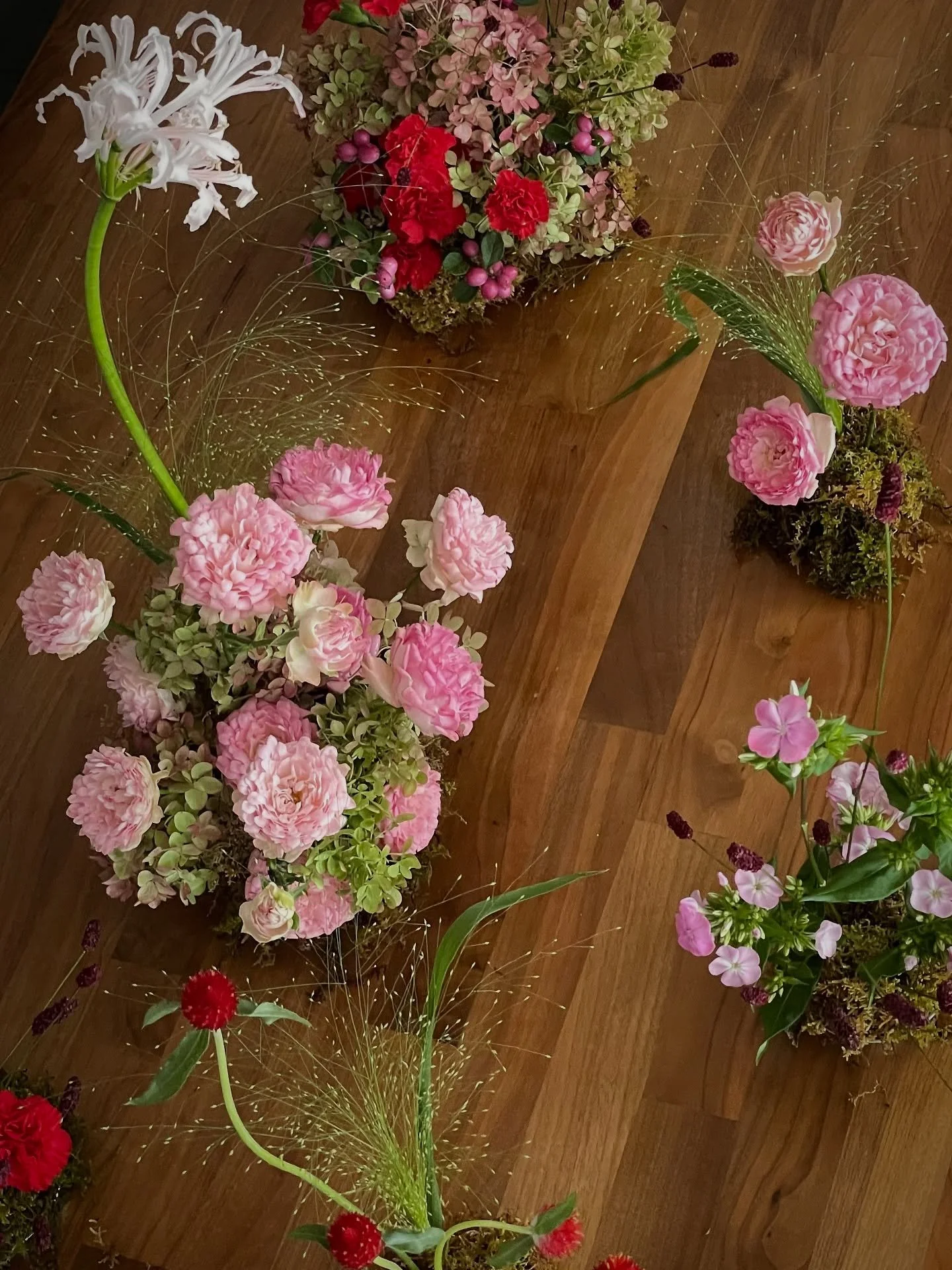 The sweetest colour palette for @alanakinseyart art show &ldquo;Supper Club&rdquo;. On display now @shesaidgallery till Oct 2nd, go see her beautiful work! 🎂💕✨