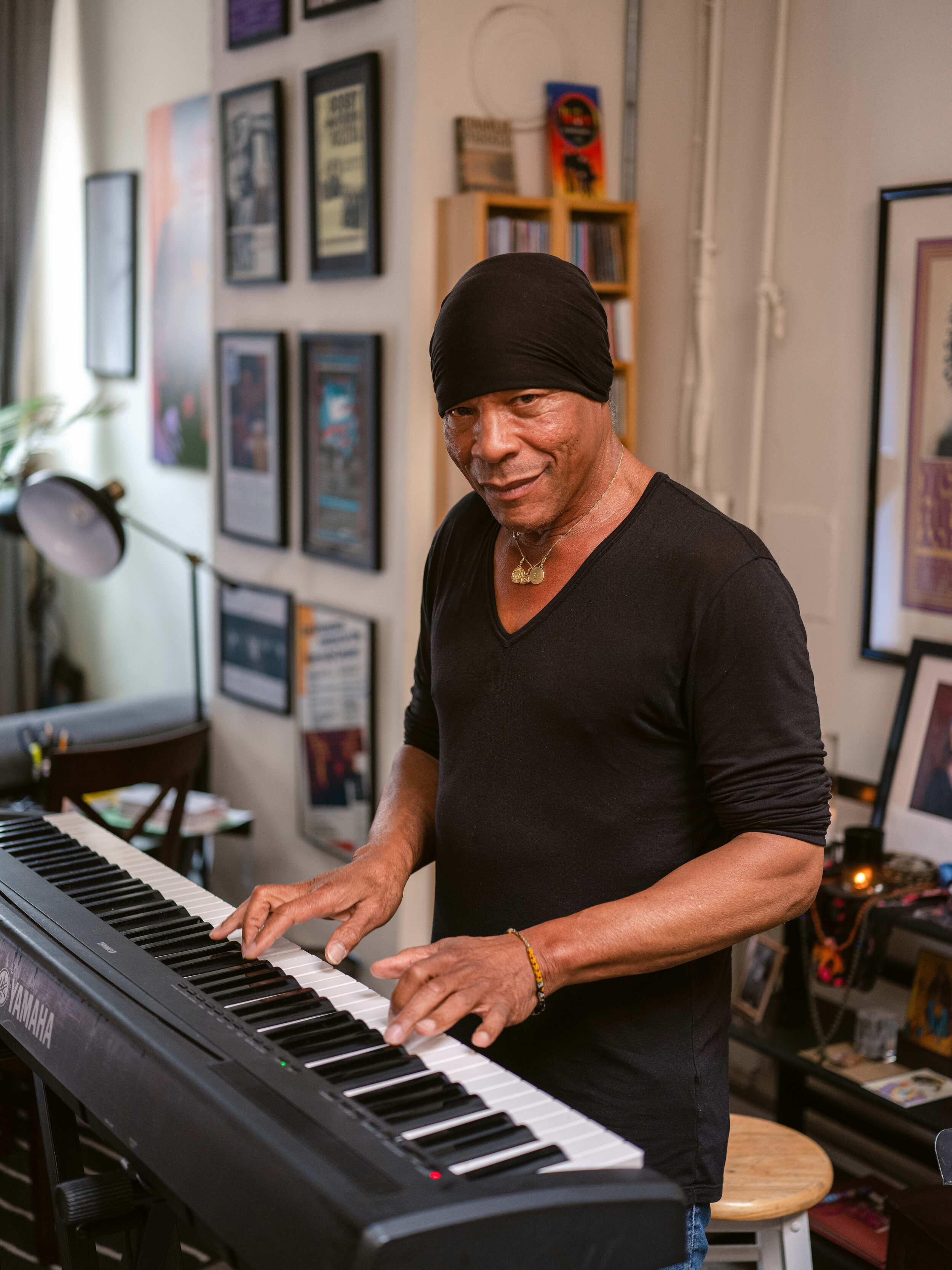 S2: Ep 8: Raz Kennedy San Francisco Bay Area Premiere Vocal Coach