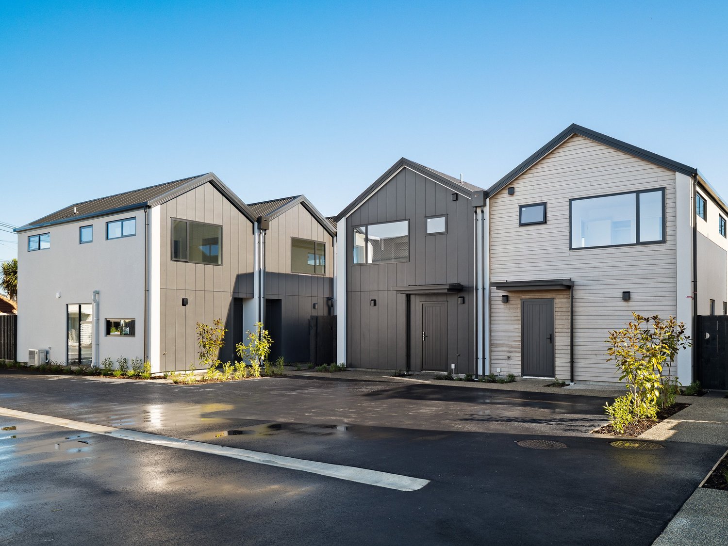 Townhouse living area and courtyard connection