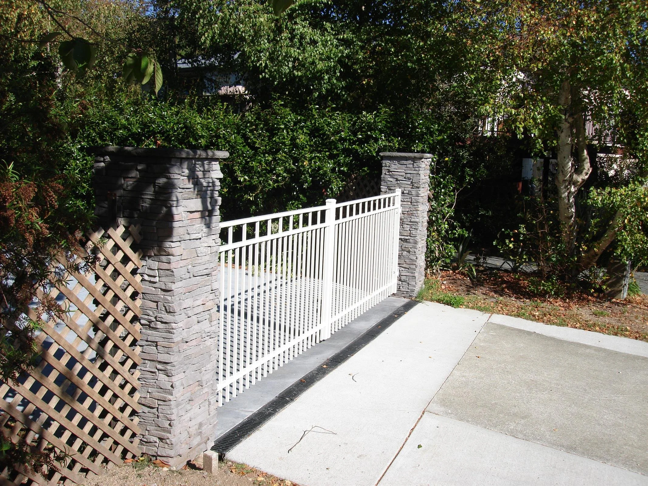 Stacked Stone Slate Grey