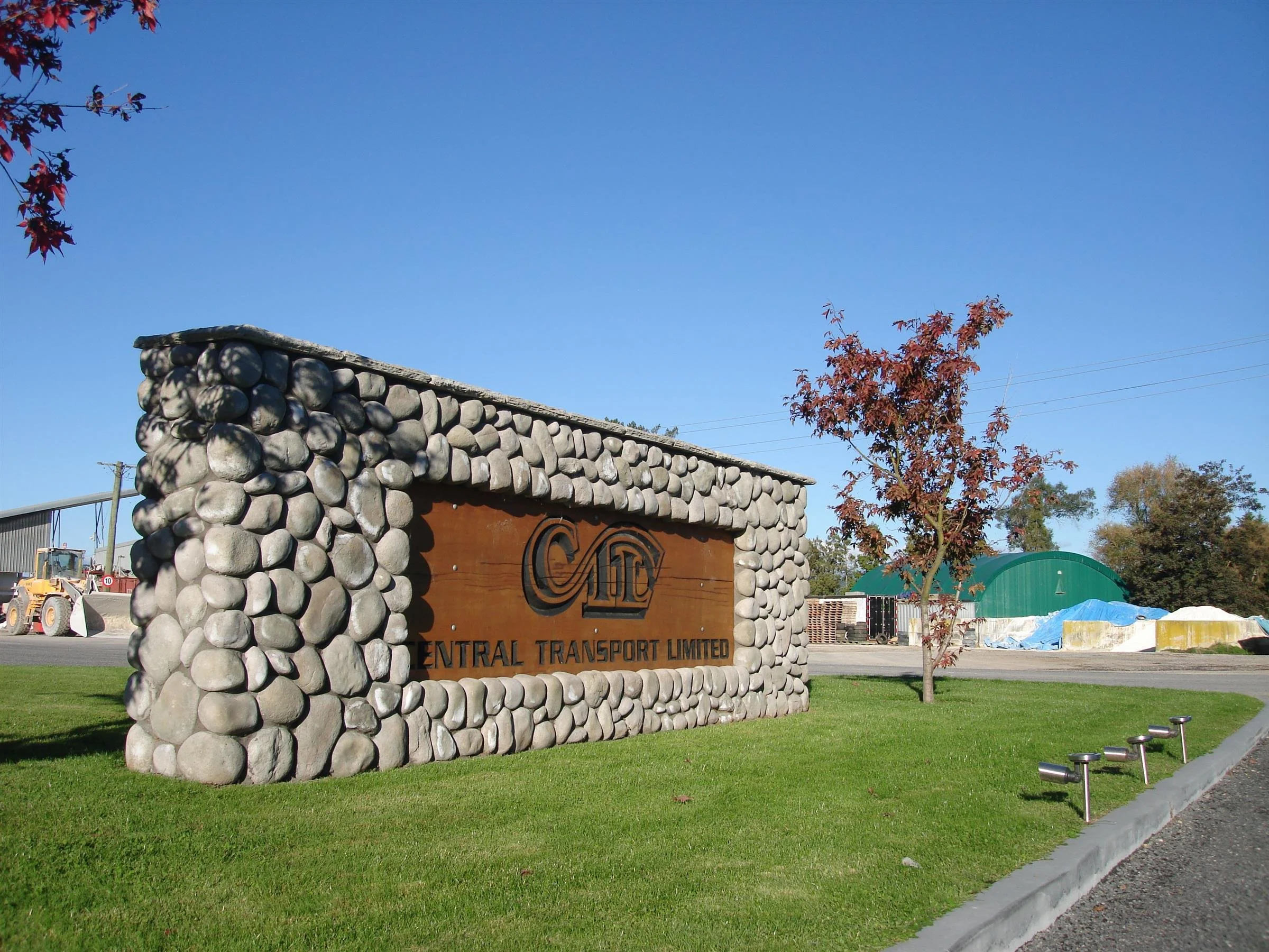 DSC02366 (Custom).JPG