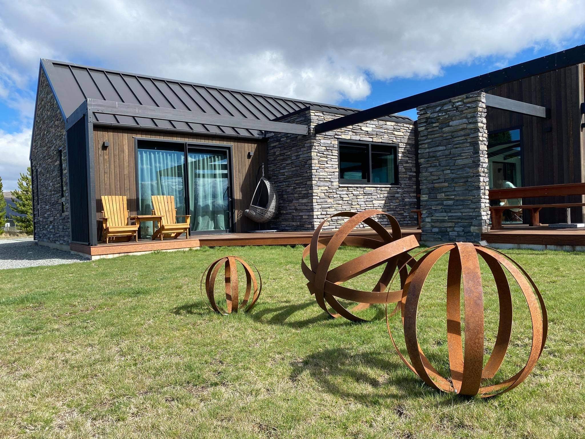 West Coast &amp; Alexandra Mix - Project 1