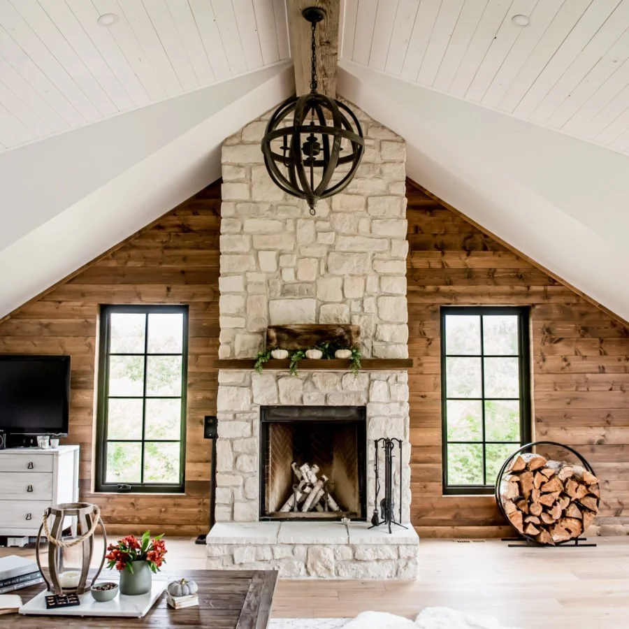 ES_RoughCut_Casa-Blanca_Int_Fireplace-scaled-900x900-c-default.jpg