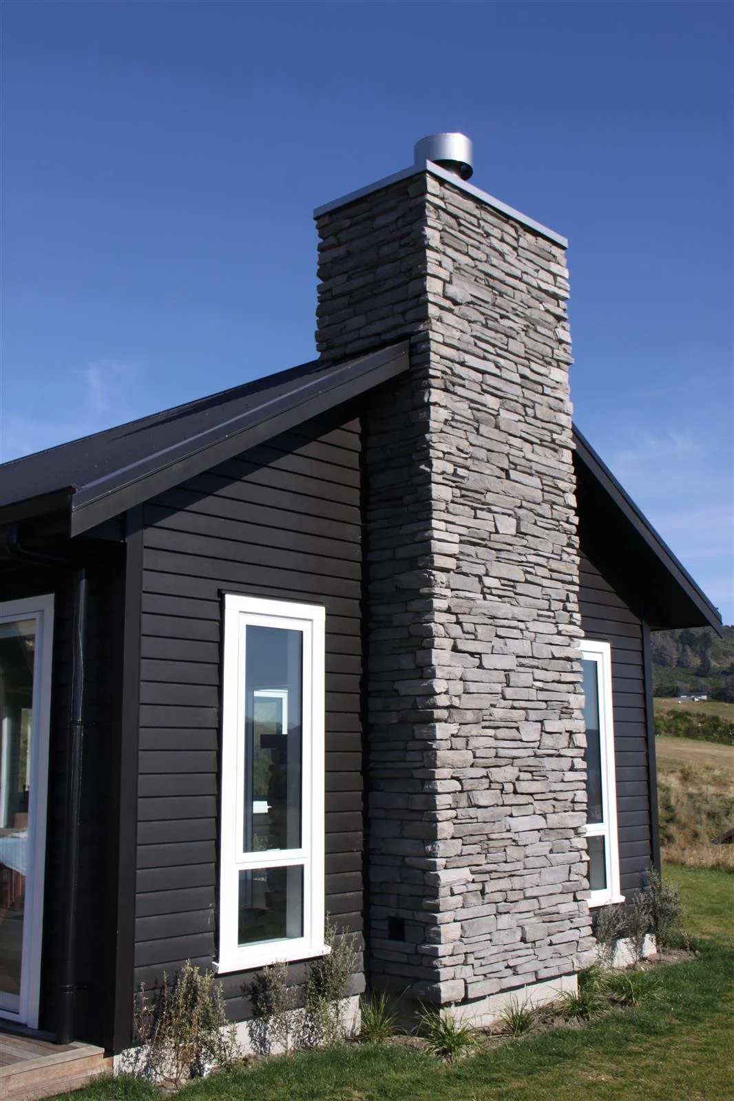 Rustic Ledge West Coast