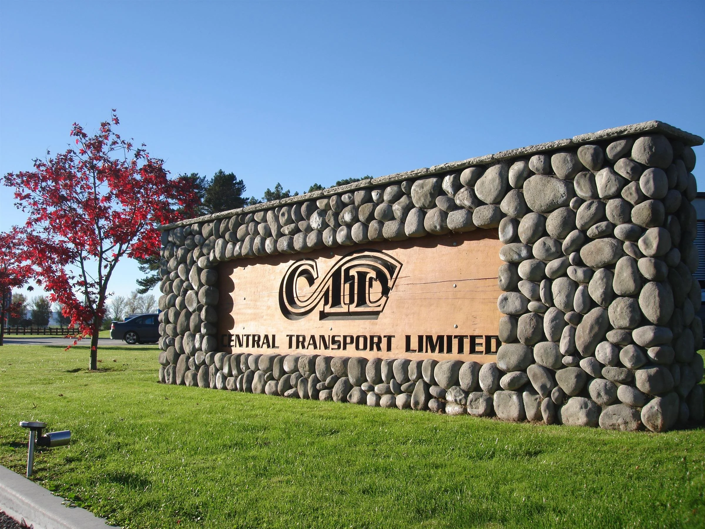 DSC02371 (Custom).JPG