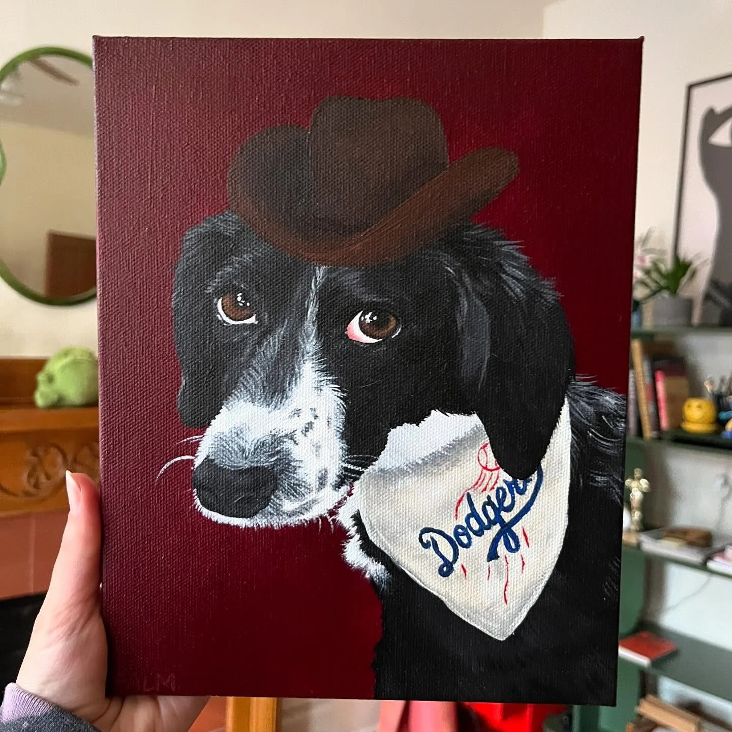 ⚾️ sally ⚾️

p obvious who she&rsquo;s rooting for in the world series 👀 thank you to my lovely friend, erin!