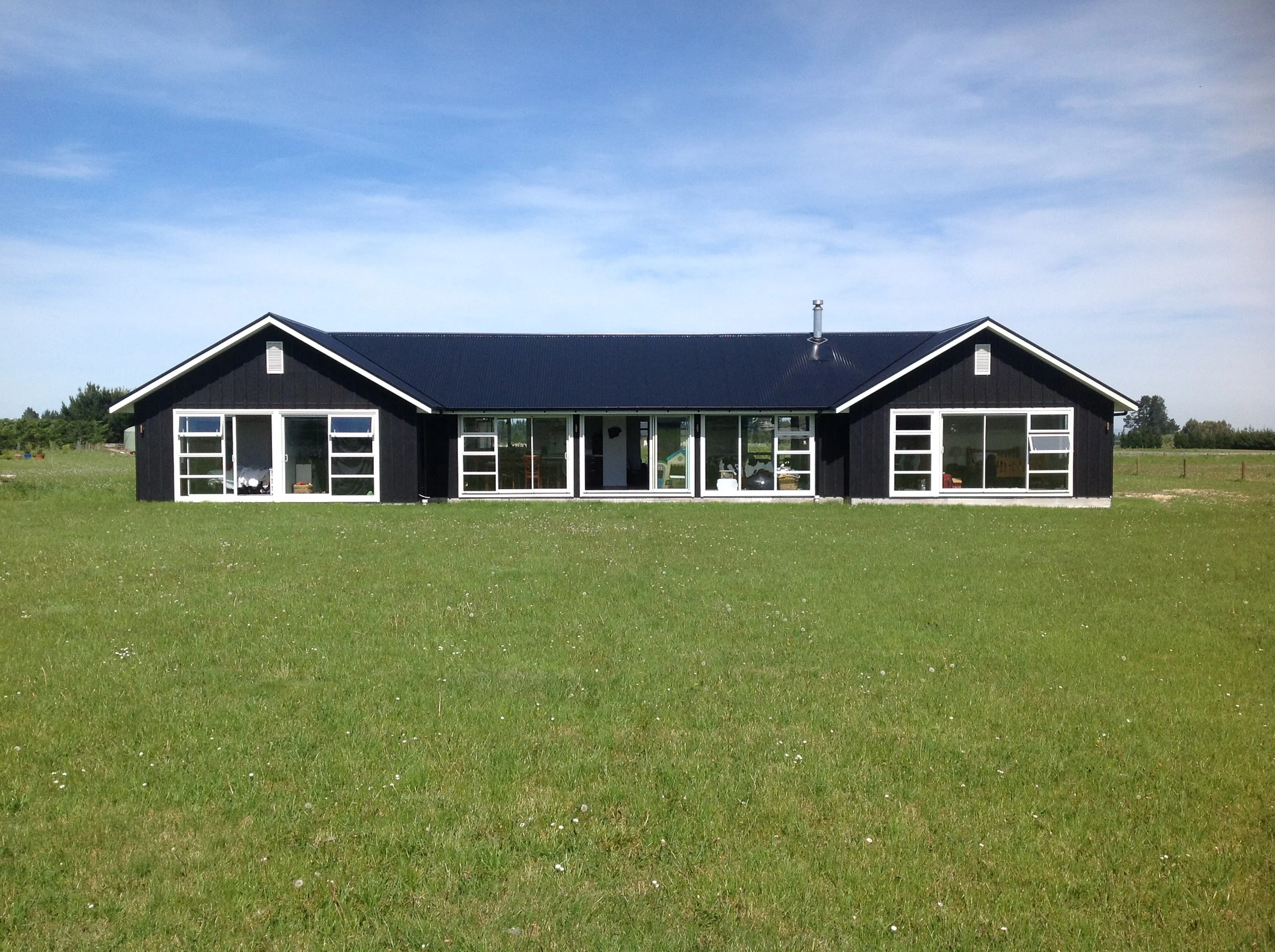 House before garden.JPG